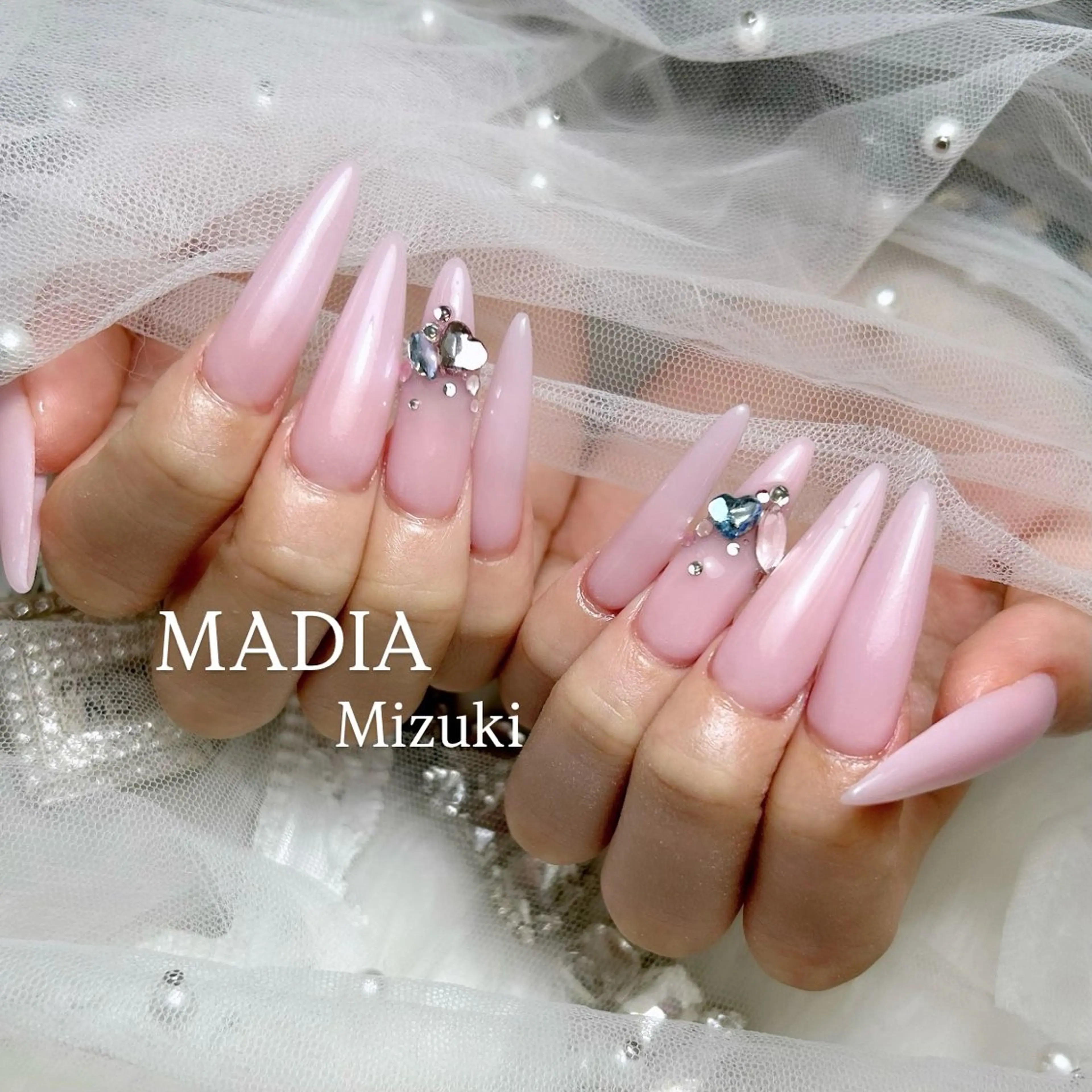 ネイル スカルプネイル Nailsalon MADIA所属・石塚 みずきのネイルデザイン