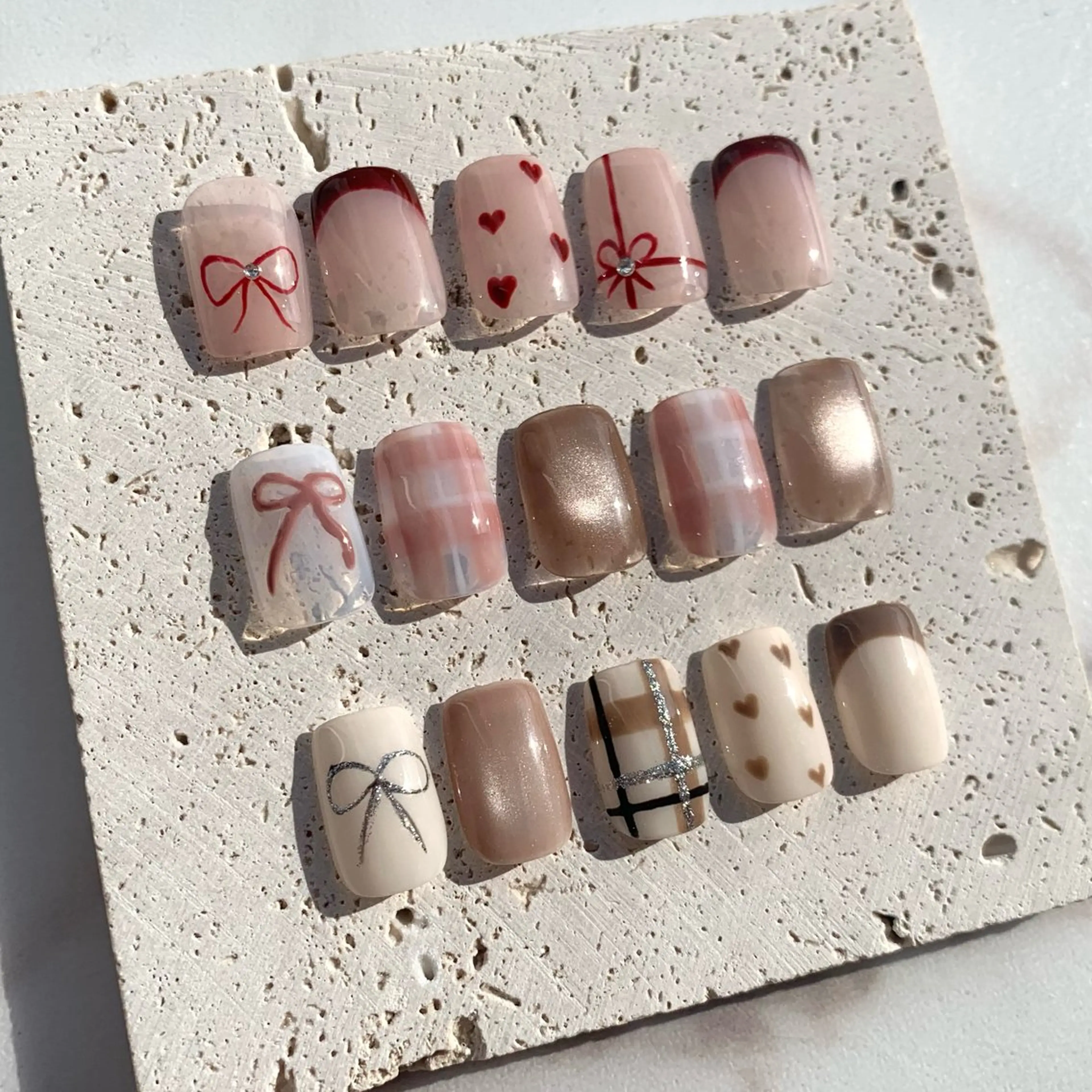 ネイル アートネイル ハンドネイル ANEMONA NIHOのネイルデザイン