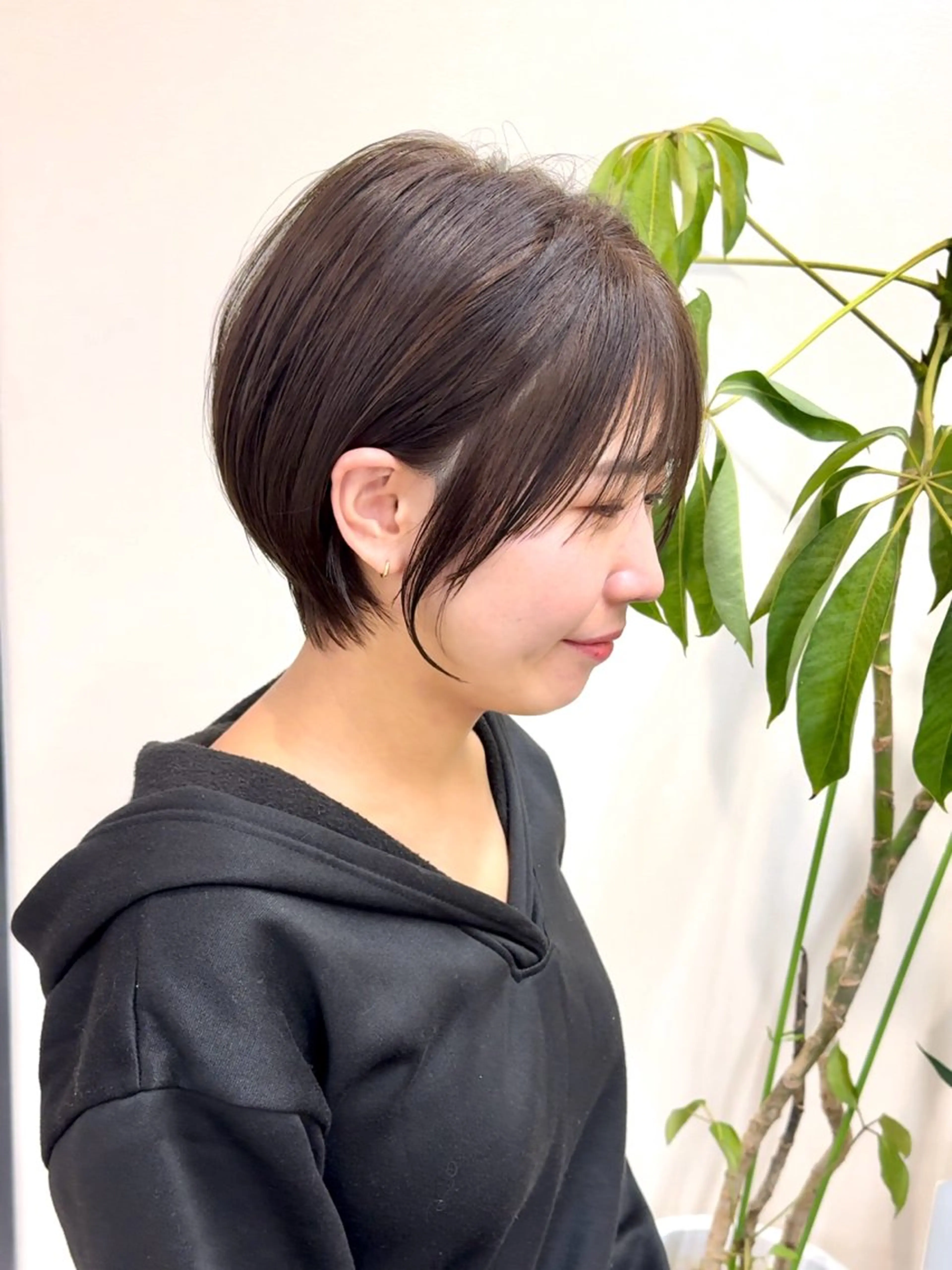 ショート レイヤー×縮毛矯正 深見 拓のヘアスタイル