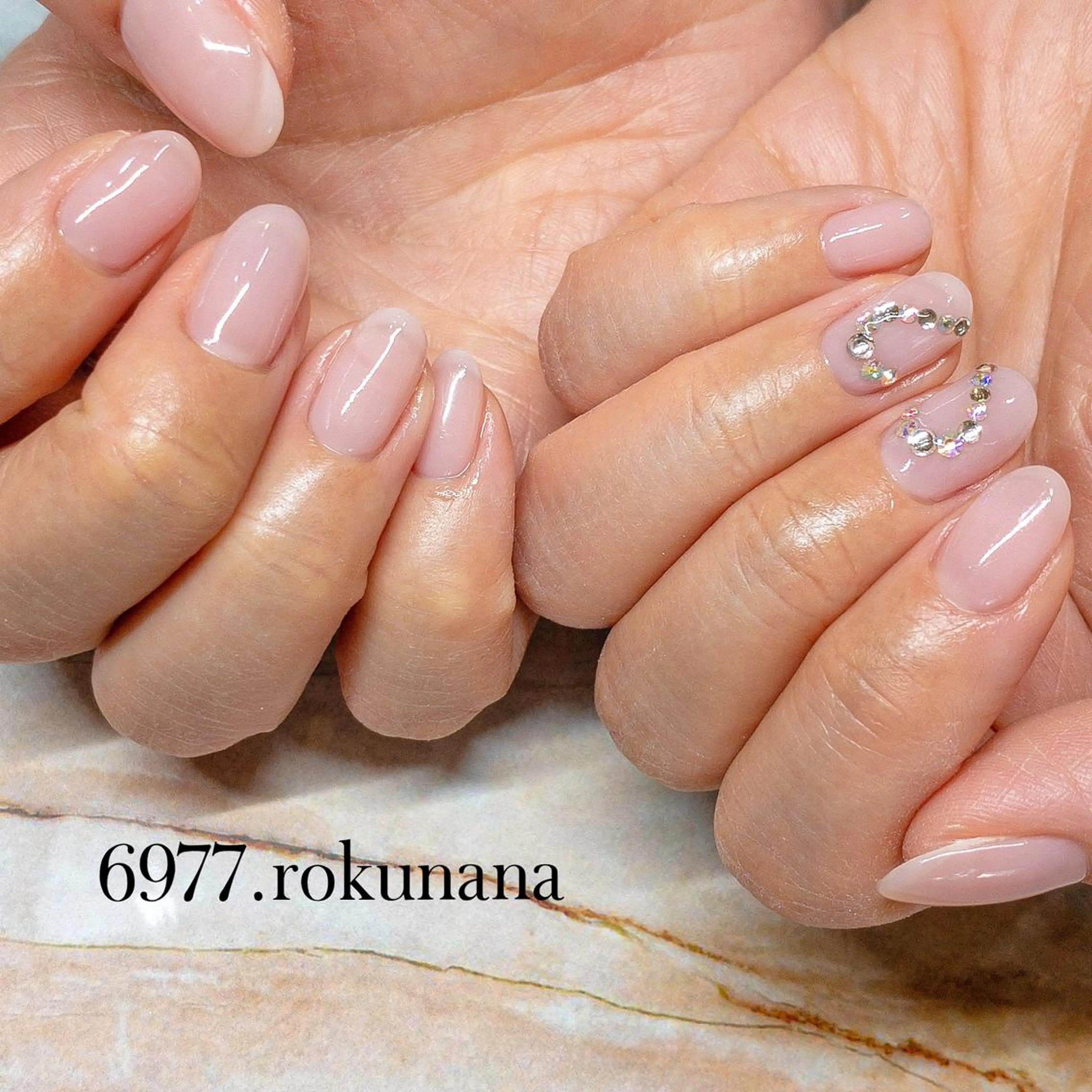 ネイル rokunana 佐野のネイルデザイン