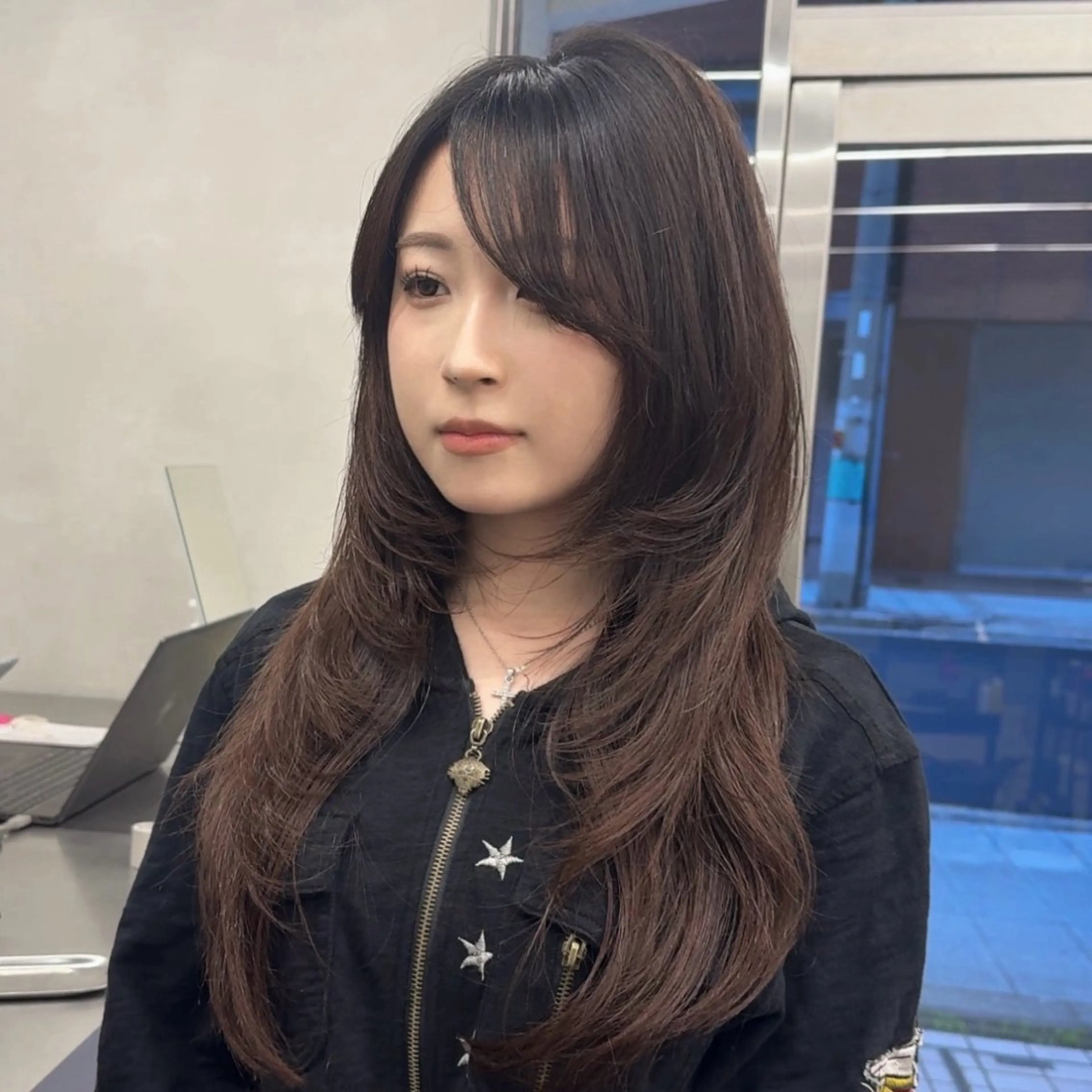 ロング カット ITSUKI/海外× 韓国レイヤーのヘアスタイル