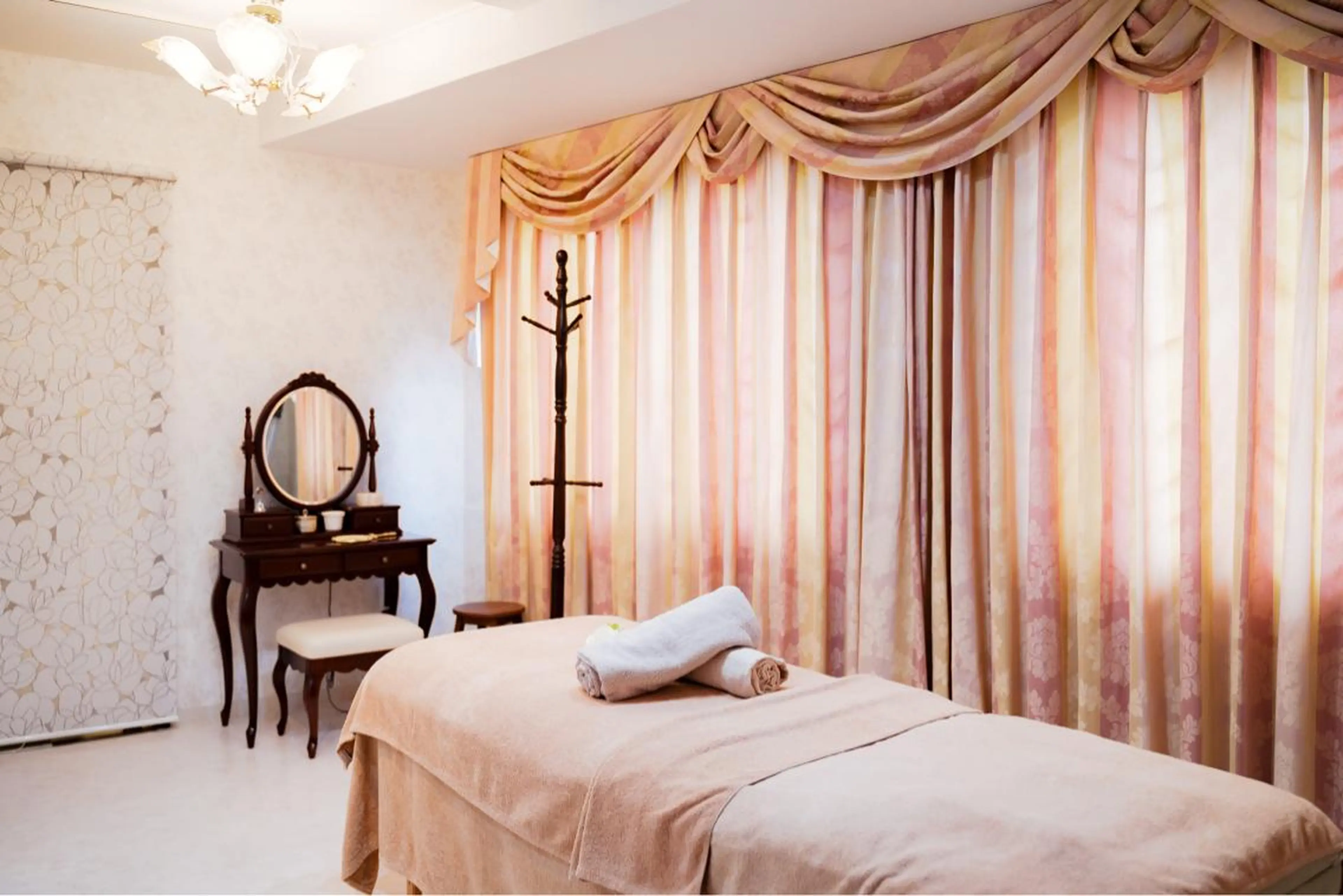 ルクスレイローズ やまぐちゆきこのエステ・リラクイメージ