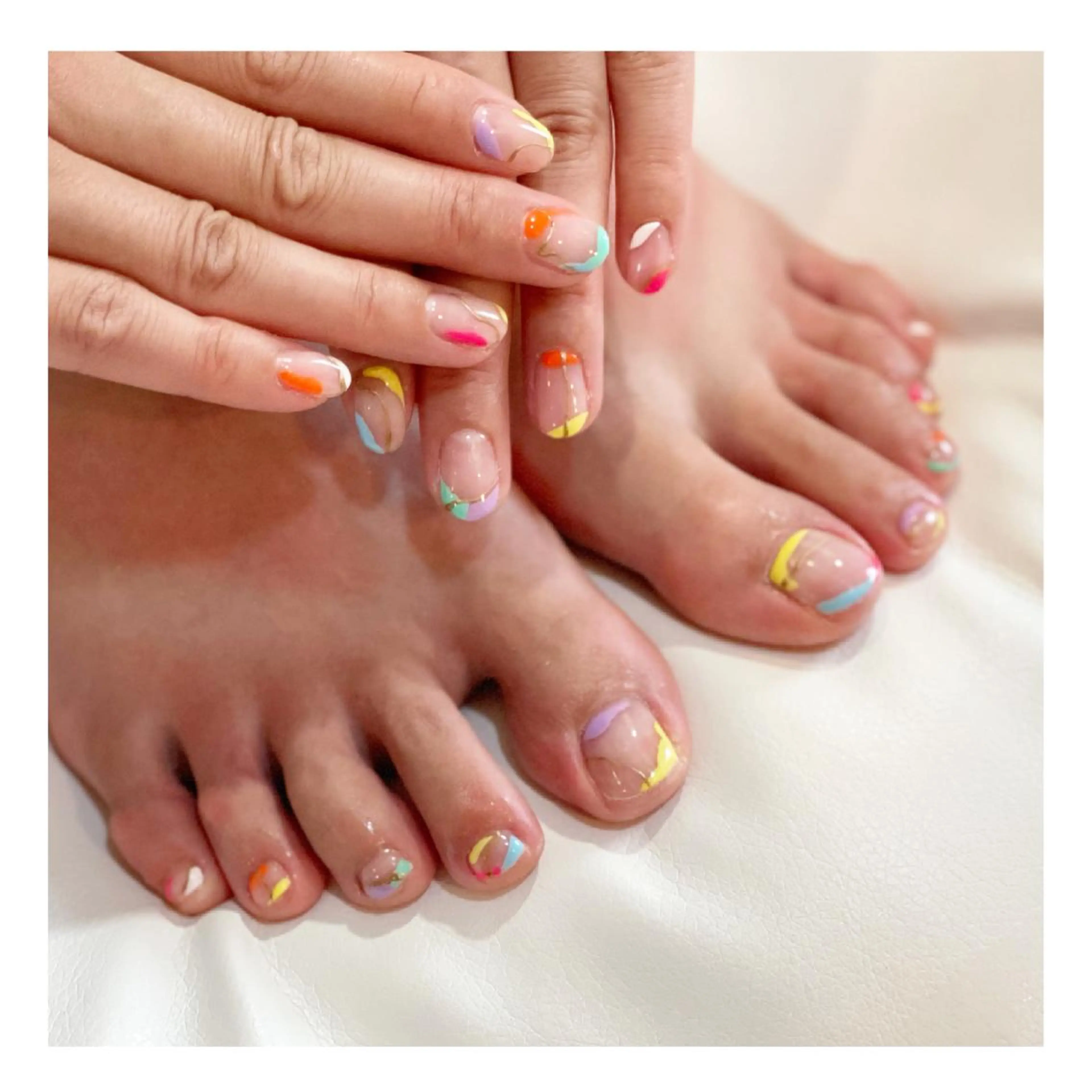 ネイル アートネイル フットネイル ジェルネイル 夏ネイル ハンドネイル LaLa Peach 福岡のマツエク・マツパデザイン