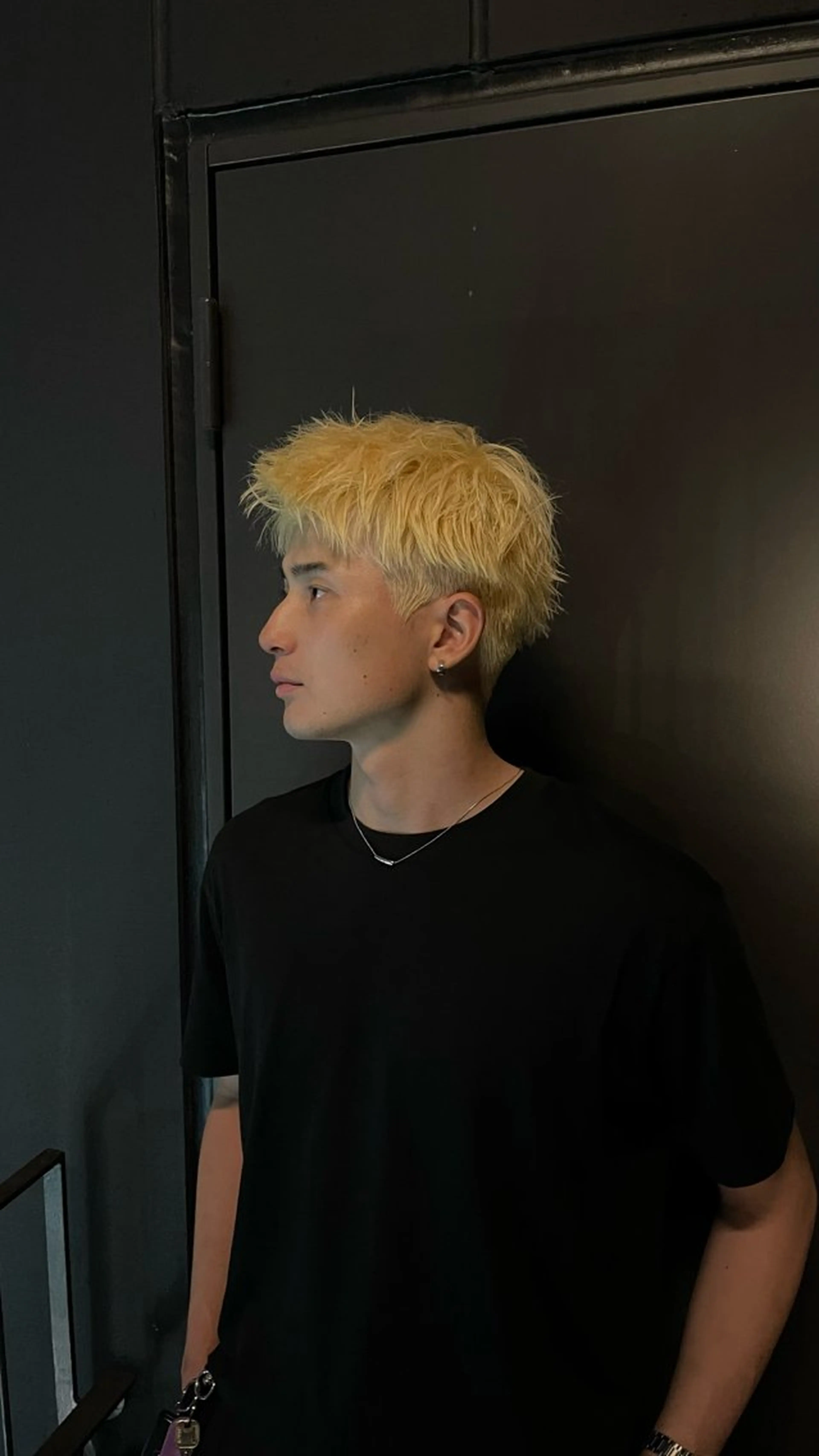 ショート カラー メンズ メンズブリーチ ブリーチ ヘアカラー 栄💗メンズパーマ| ハイトーン|haruのヘアスタイル