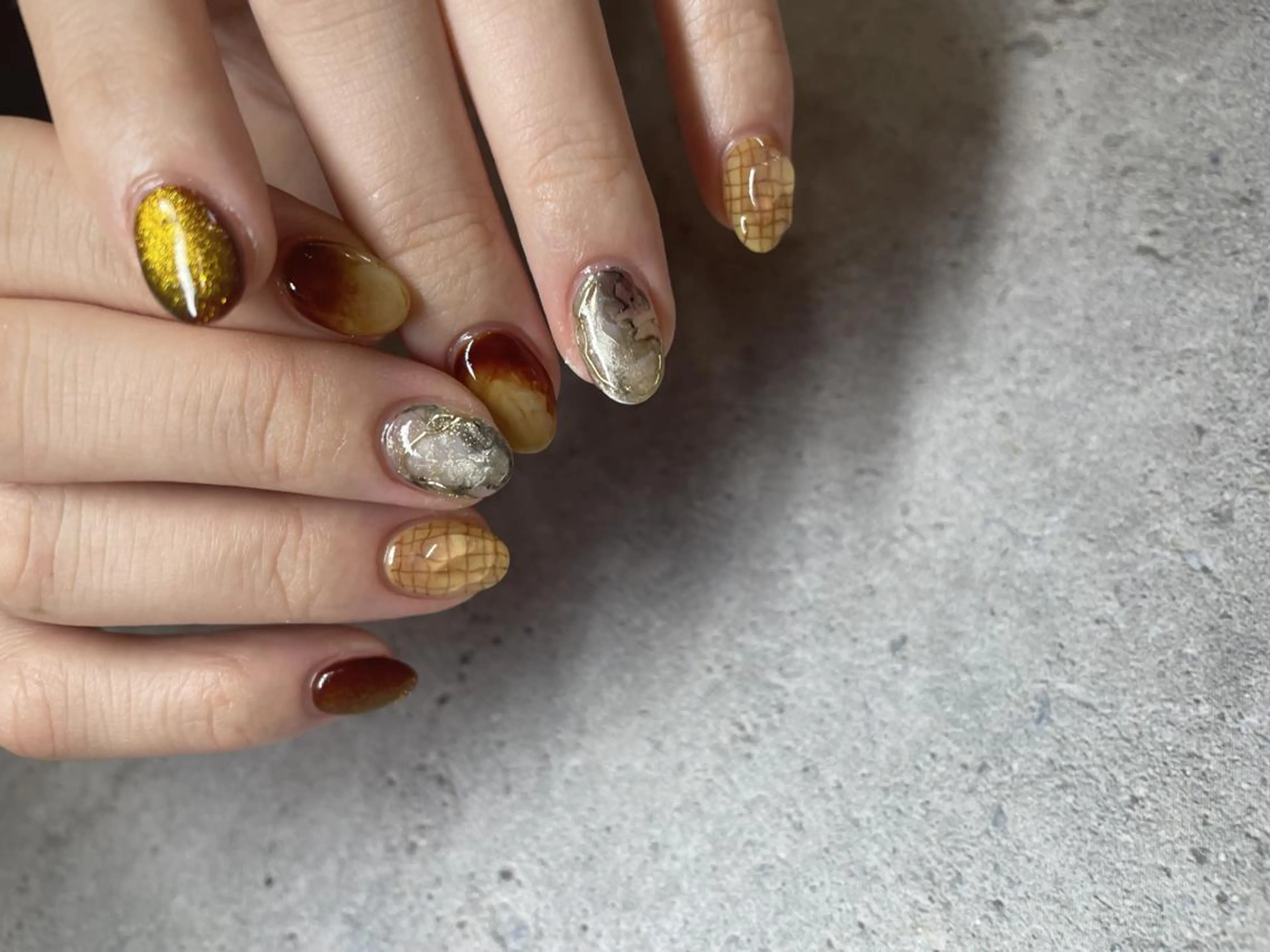 ネイル ニュアンスネイル nail salon Libertyのネイルデザイン