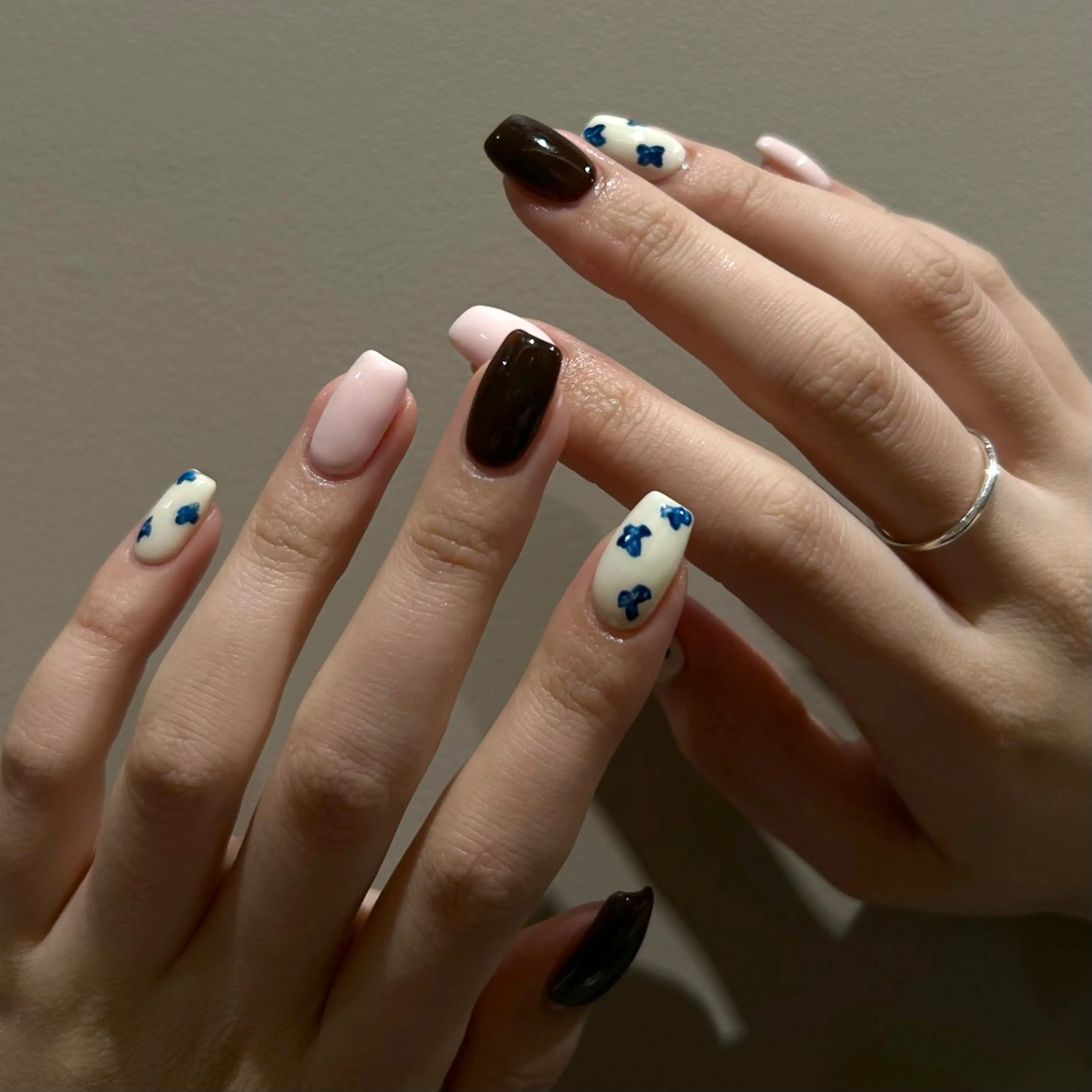 ネイル qua. Hitomiのネイルデザイン