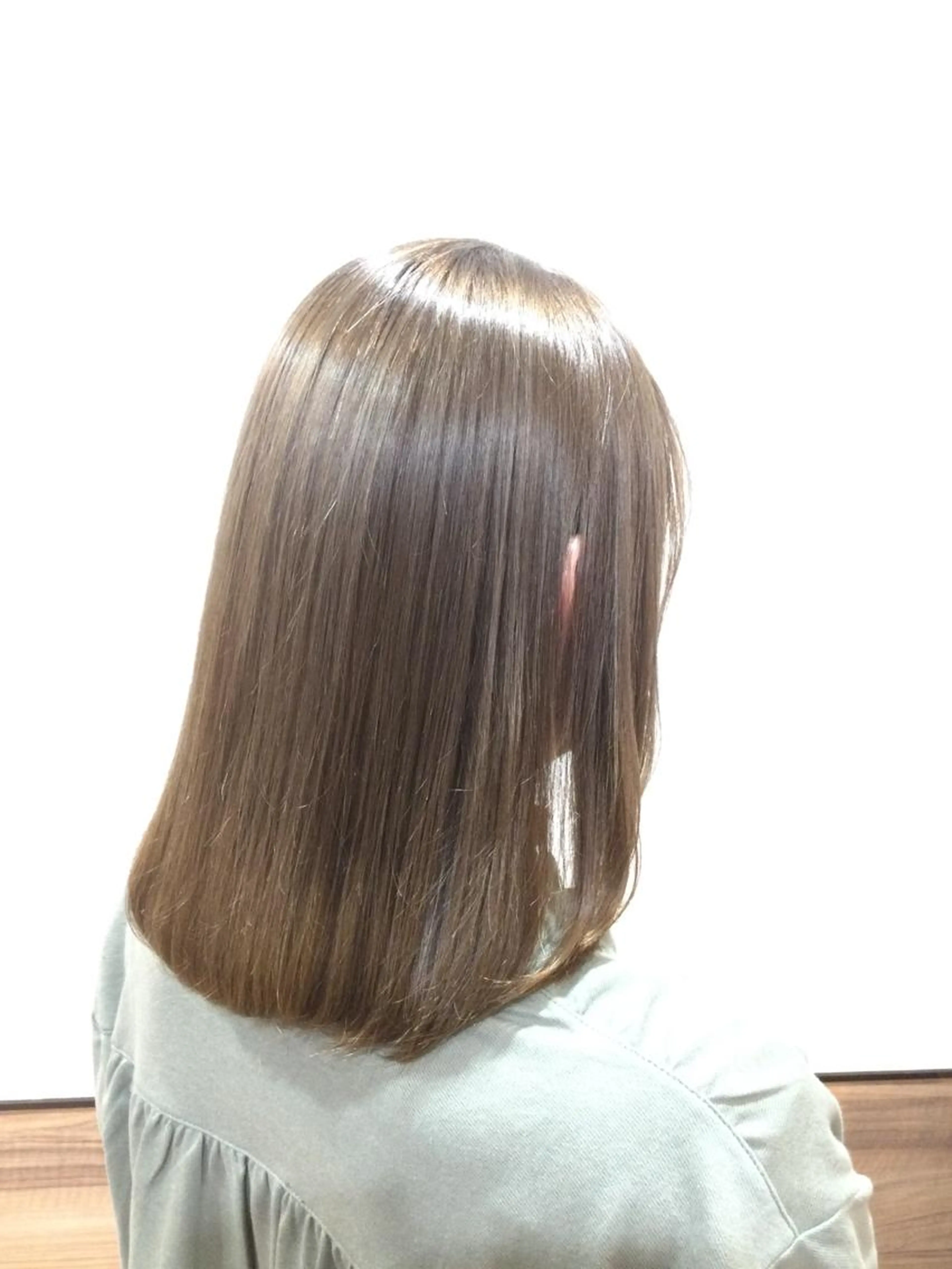 カット＋根元リタッチカラー☘️✨の写真