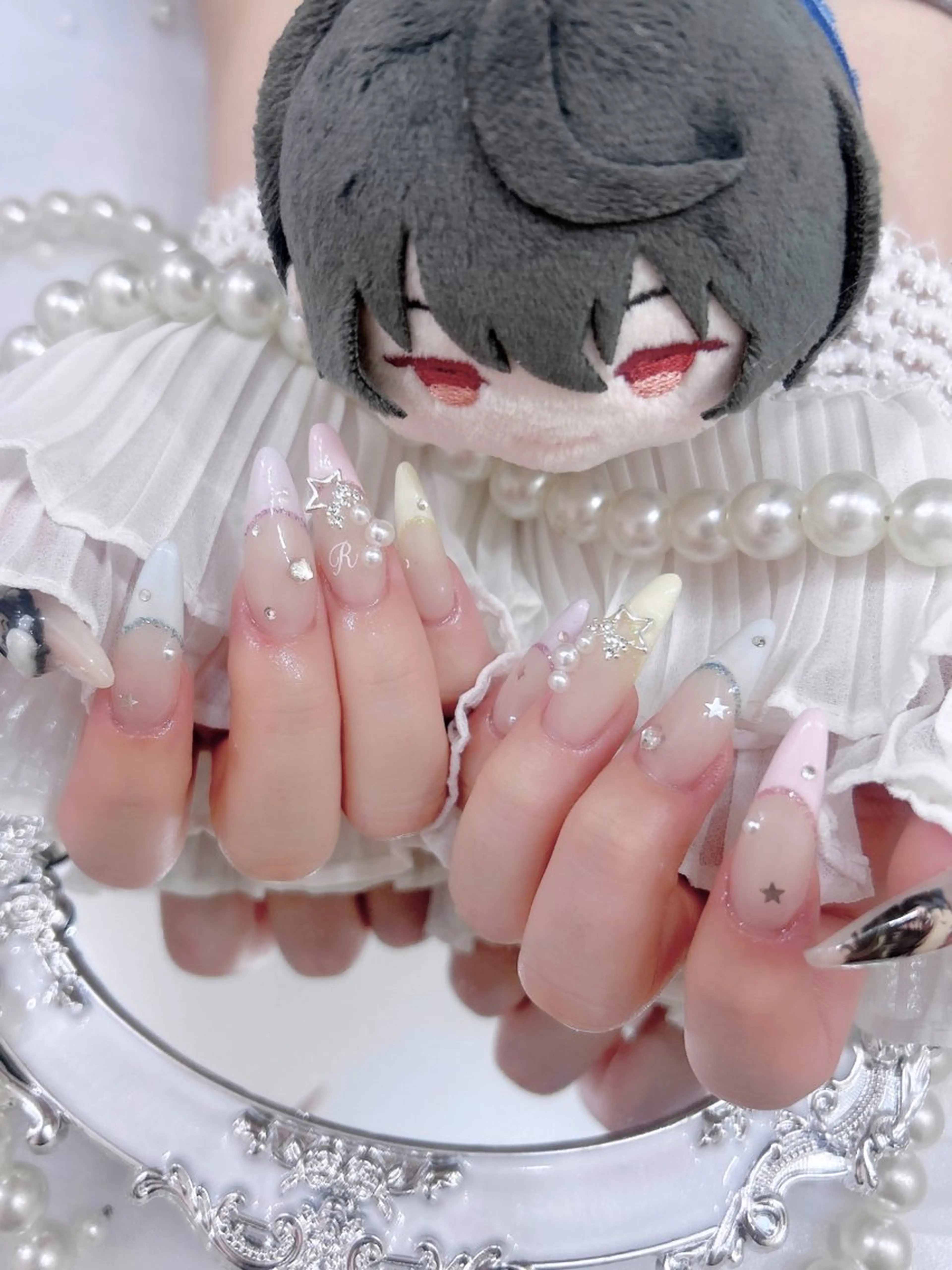 ネイル ハンドネイル ️🫧みつき/ 渋谷/痛ネイル️🫧のネイルデザイン