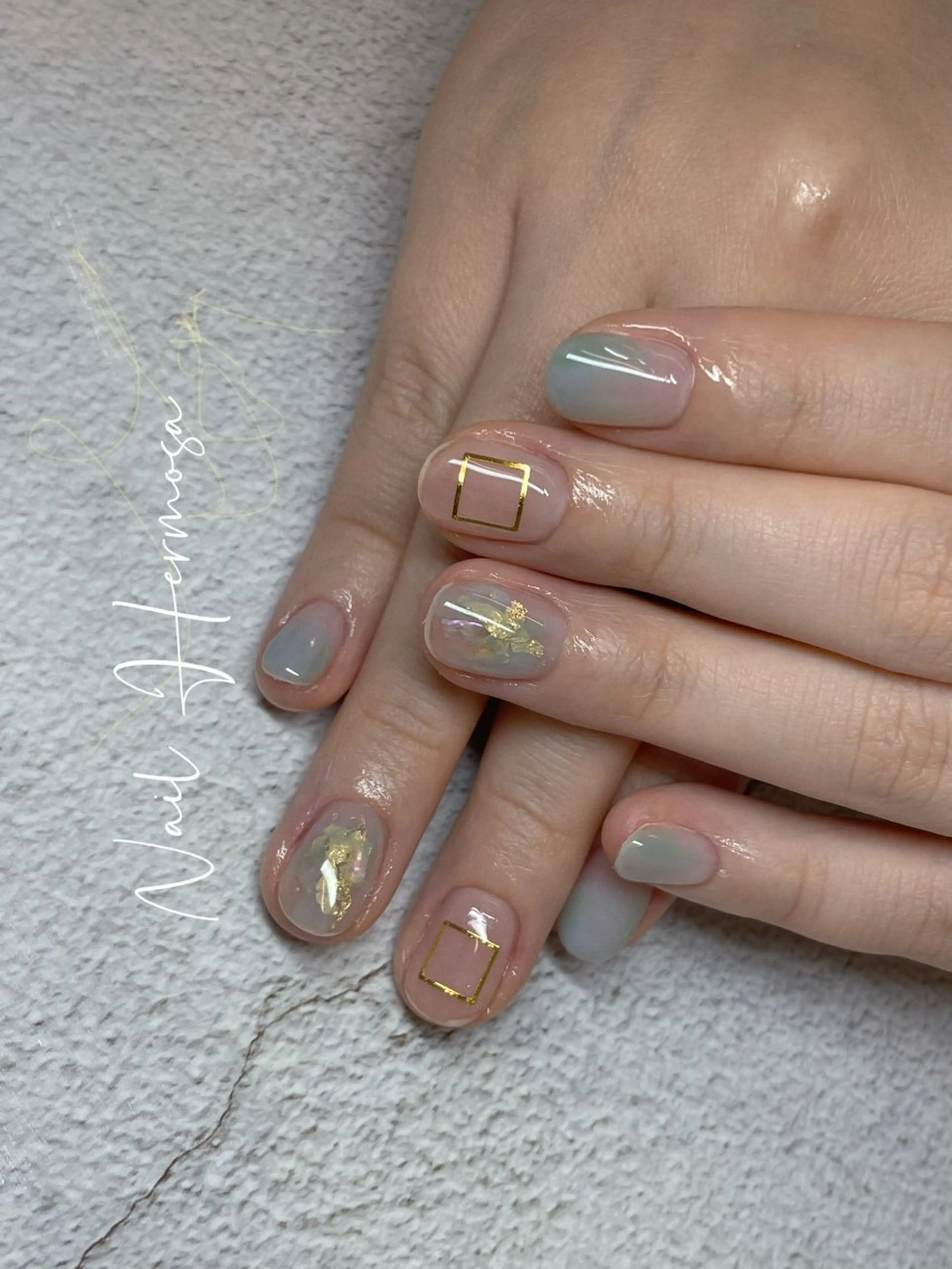 ネイル アートネイル ジェルネイル グラデーション マグネットネイル 持ち込み ハンドネイル エルモサ YURIKAのネイルデザイン