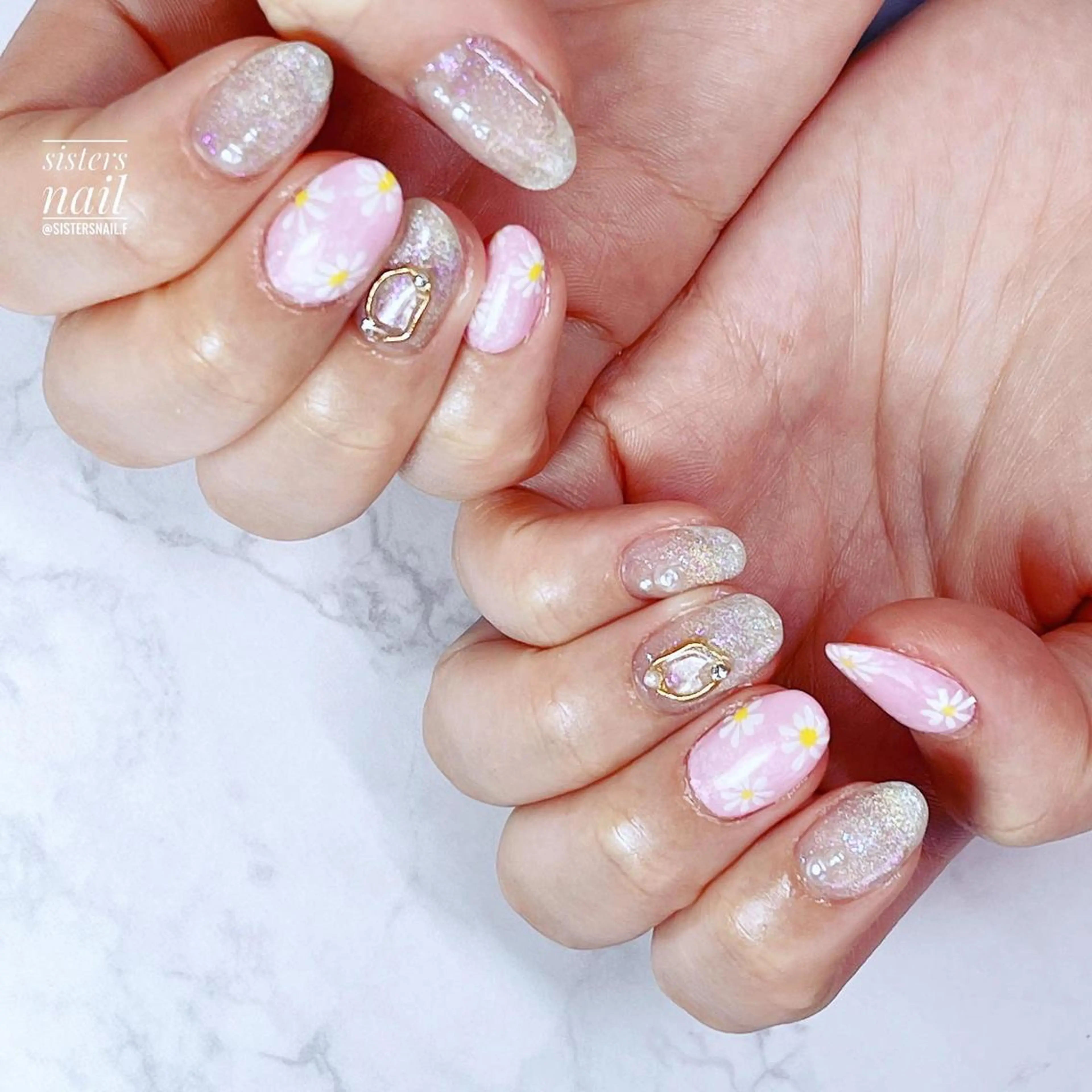 ネイル アートネイル フラワーネイル キラキラネイル マグネットネイル ワンカラーネイル sisters nail.fのネイルデザイン