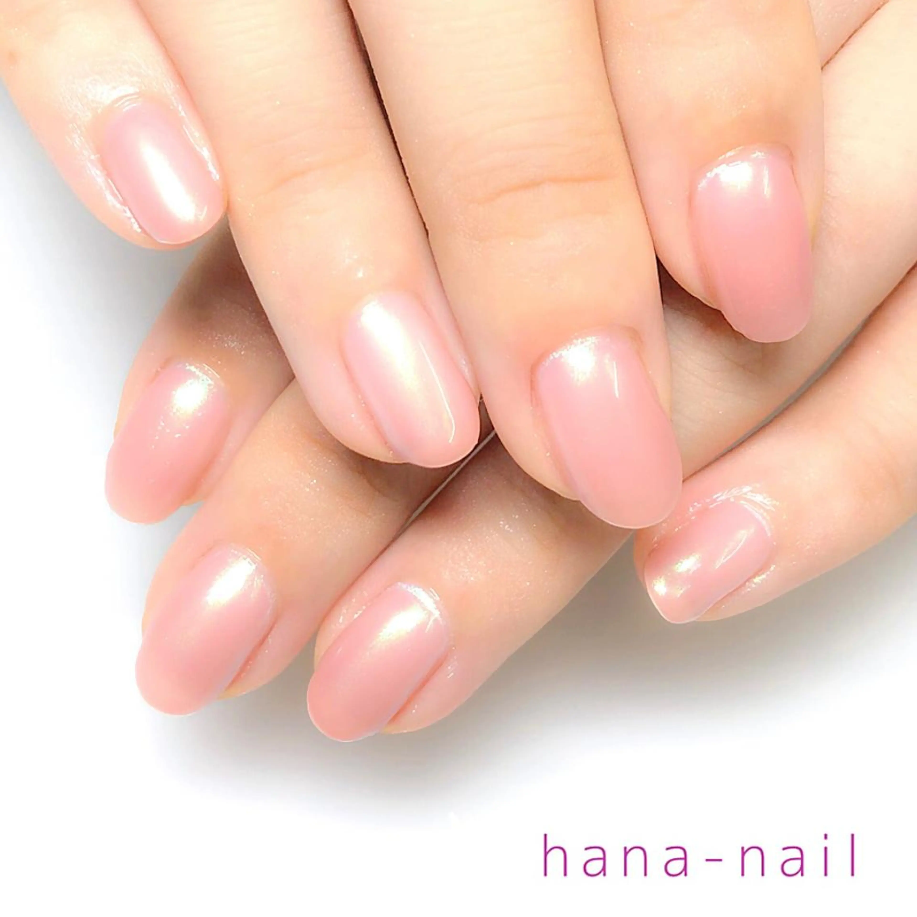 ネイル ジェルネイル ミディアムネイル ミラーネイル ワンカラーネイル ピンク Kao hana-nailのネイルデザイン