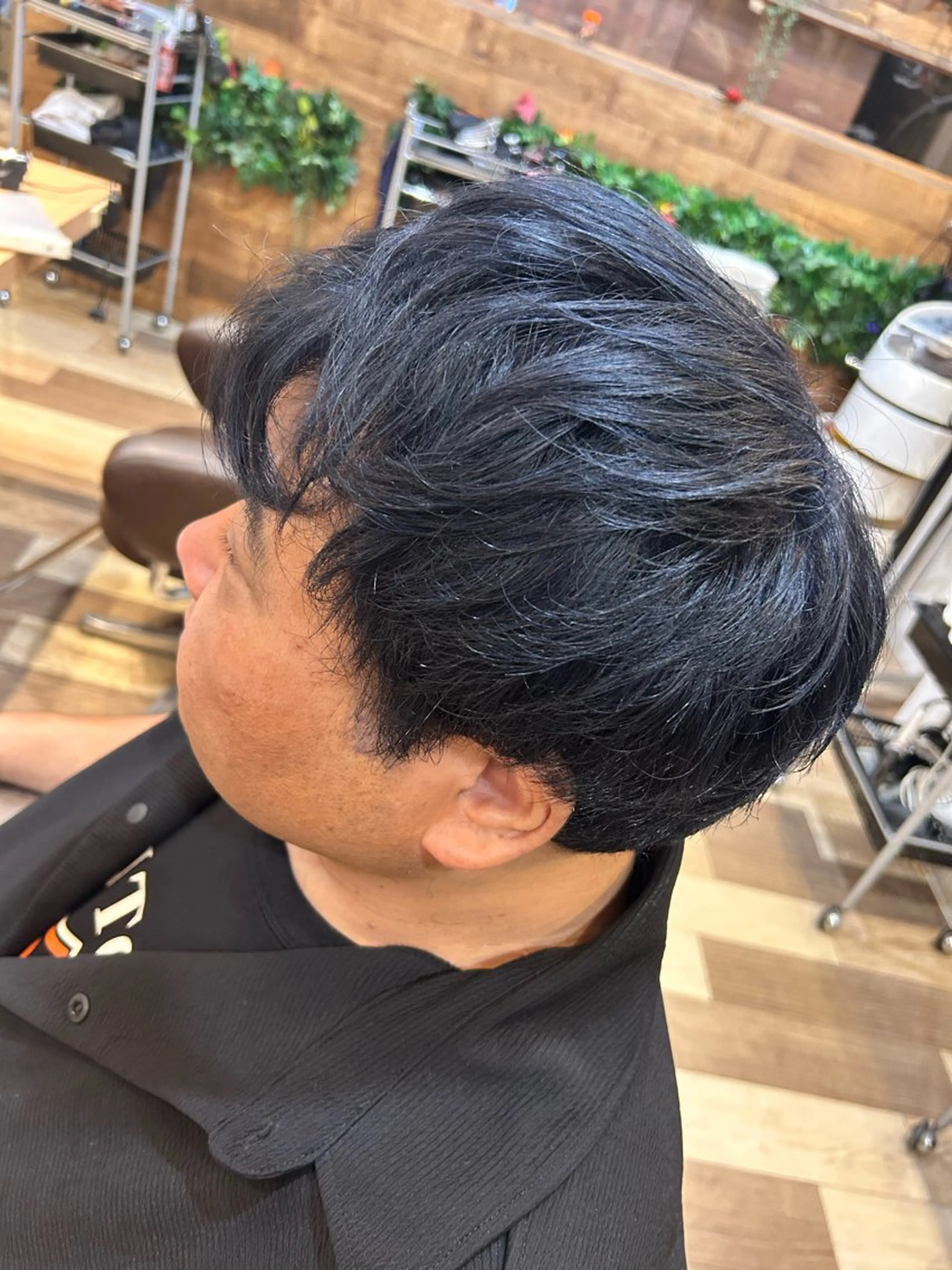 カラー 黒髪 ブリーチ ブルーカラー ブルーブラック 透明感カラー Dali 新さっぽろ店所属・Dali 新さっぽろ Ricoのヘアスタイル