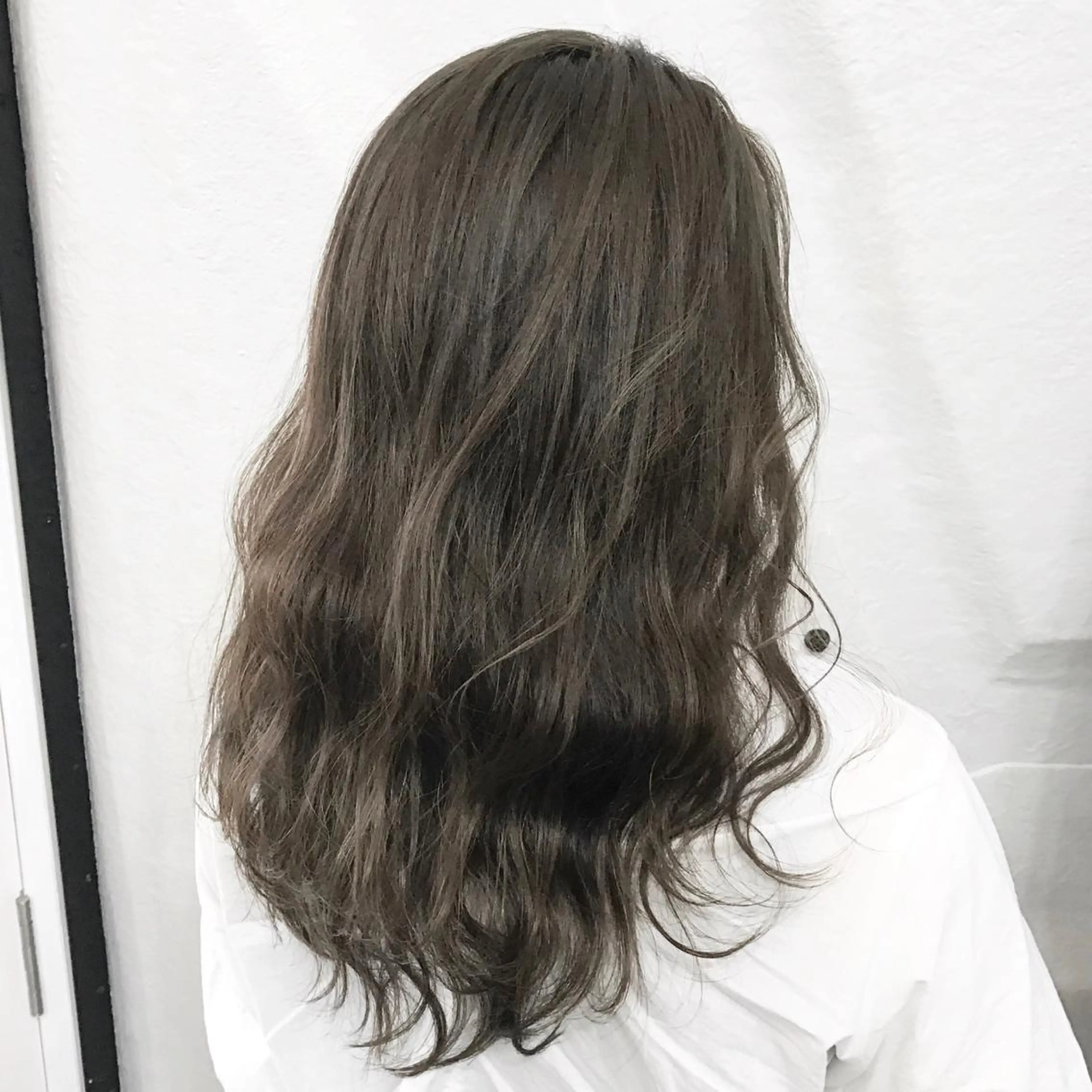 カラー アッシュ ブリーチ ハイライトカラー サロウィン所属・K-POP好き美容師 🇰🇷Kai.Yのヘアスタイル