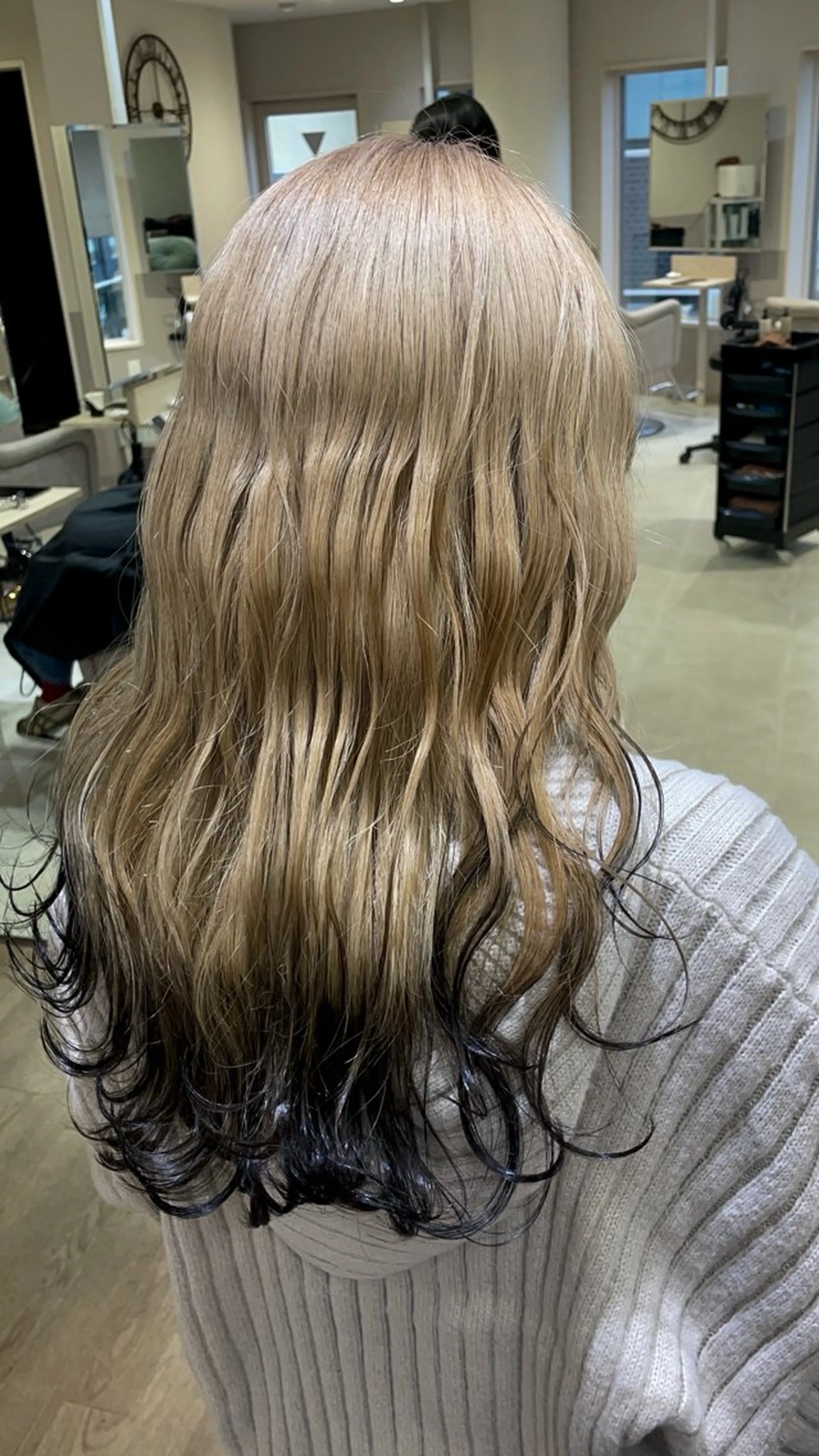 ロング カラー カット ヘアカラー トリートメント ayano / 透明感・くすみカラーのヘアスタイル