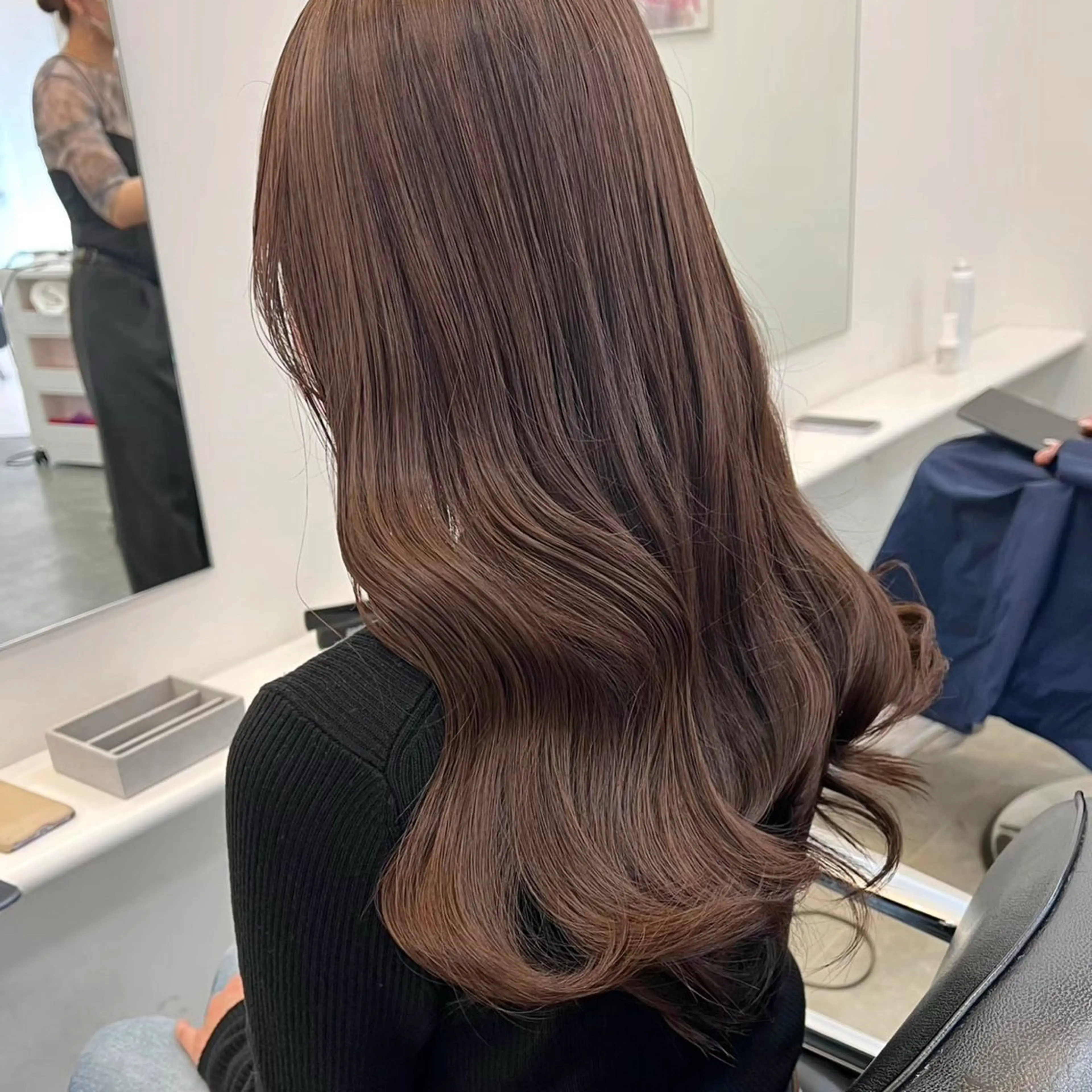 セミロング カラー ヘアカラー ParveMix 🩶🫧入江 香名のヘアスタイル