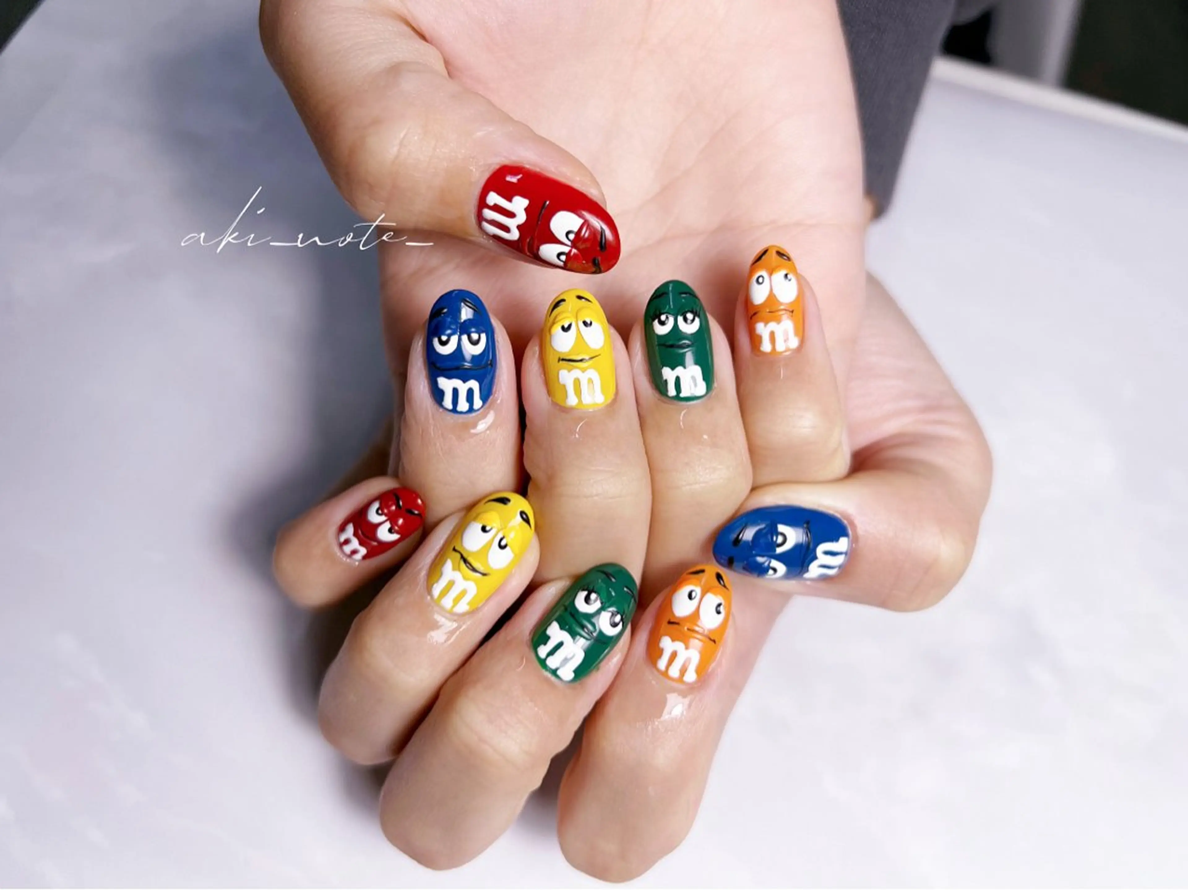 ネイル ハート 夏ネイル ハンドネイル フットネイル GRANDE大須 栄/店長 aki🌙のネイルデザイン