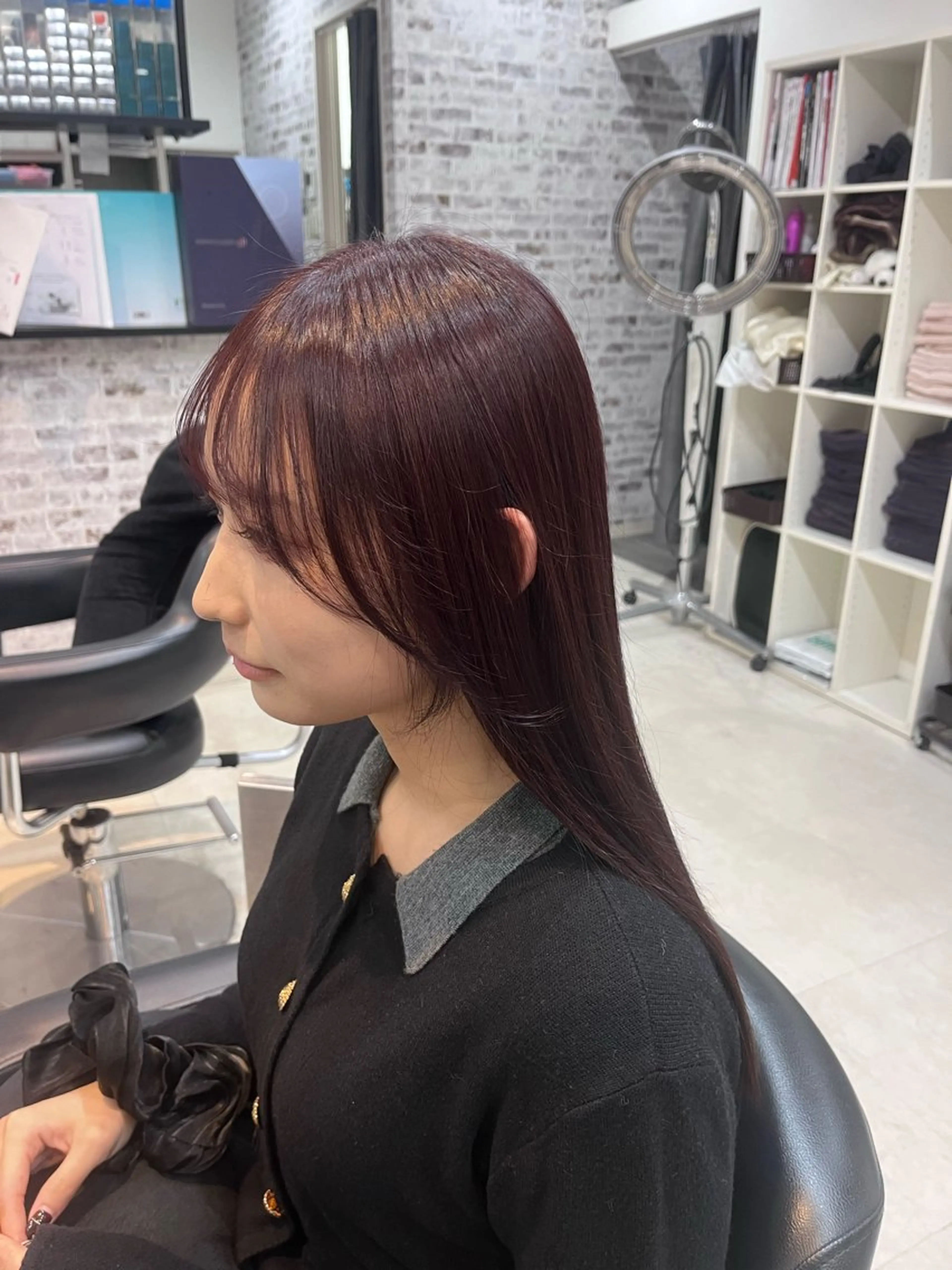 ロング カラー 顔周りカット yuuka charmのヘアスタイル