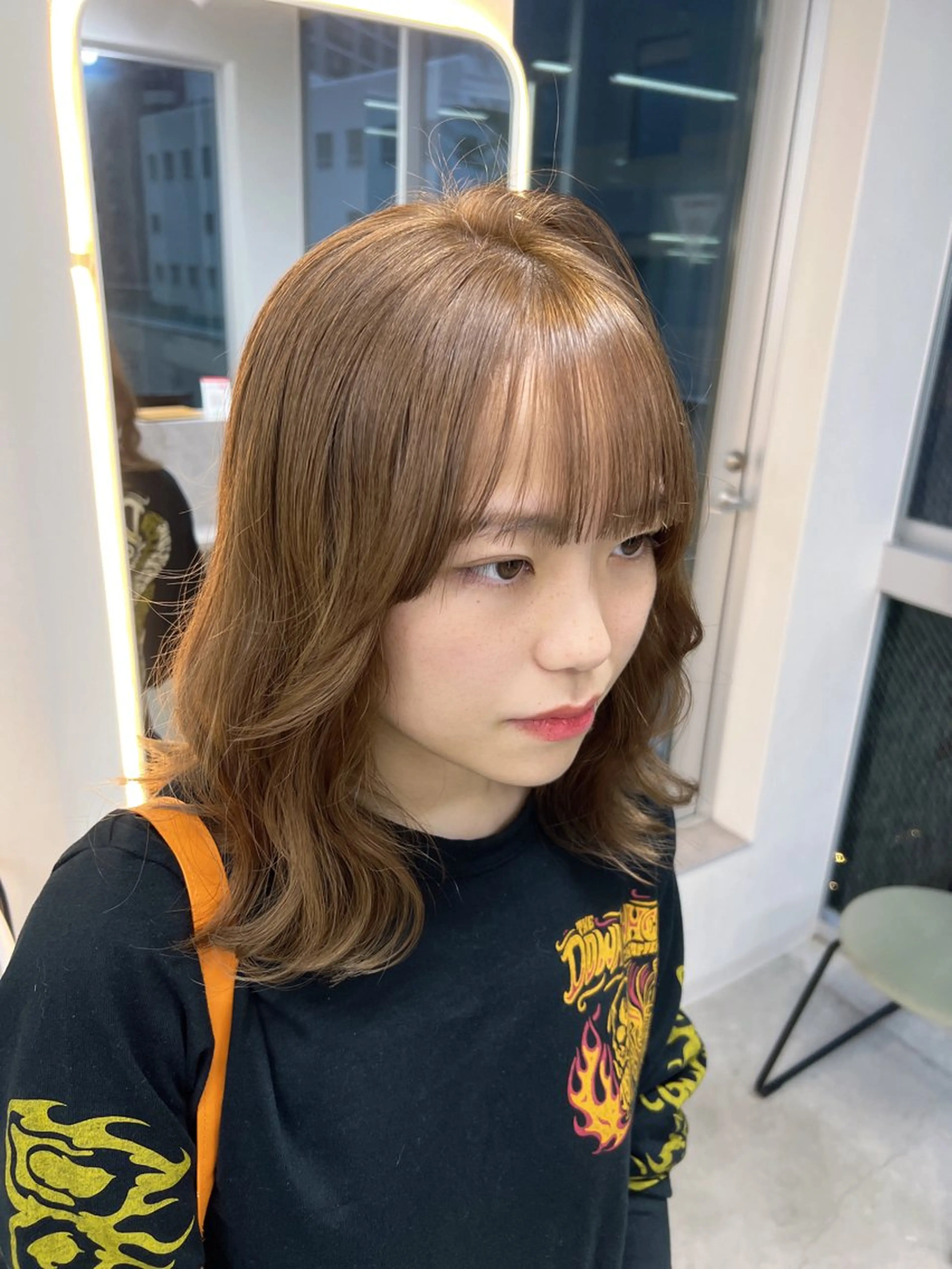 ロング ヘアカラー maya レイヤーカットのヘアスタイル