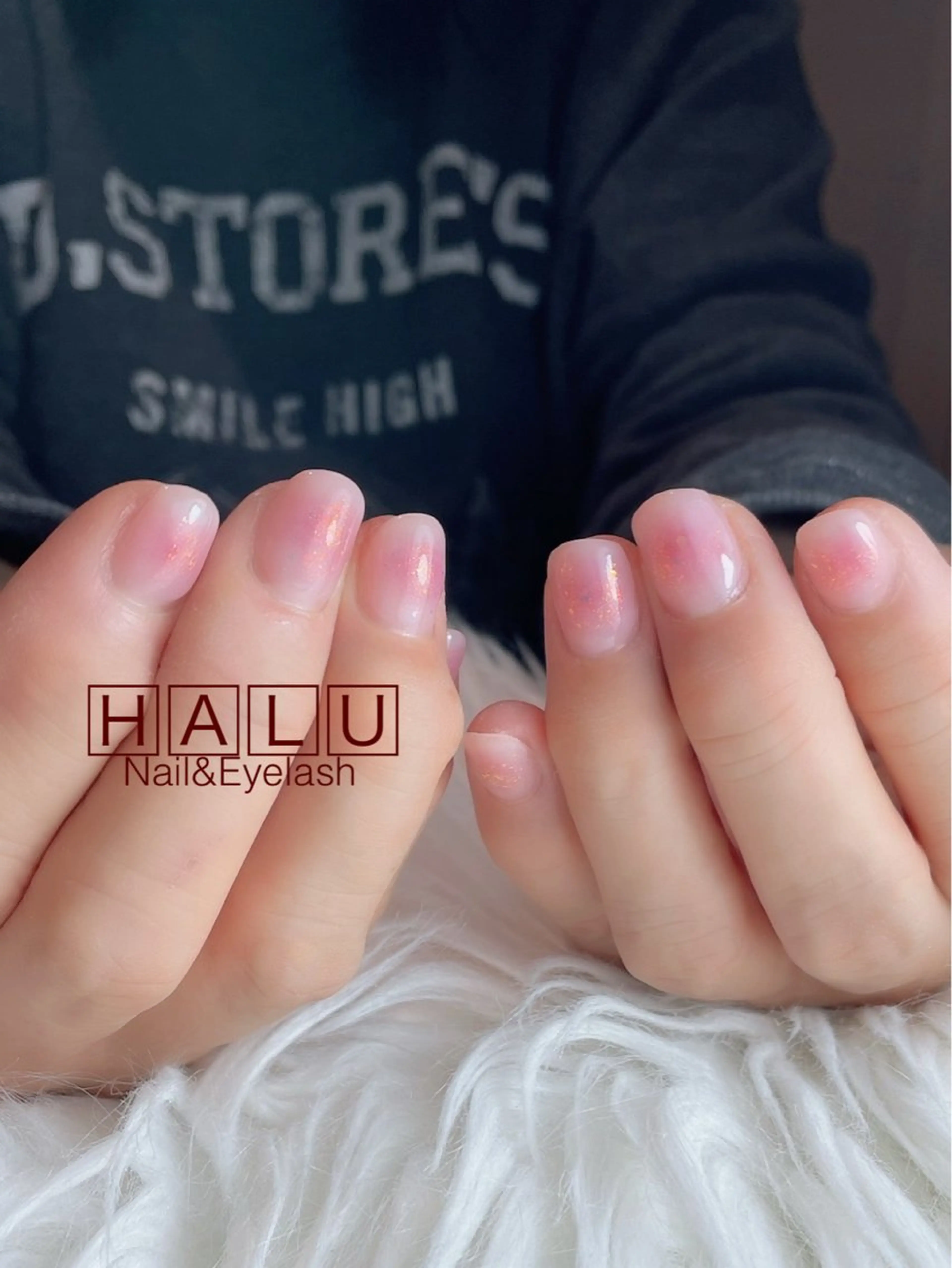 ネイル チークネイル キラキラネイル HALU ハルのネイルデザイン