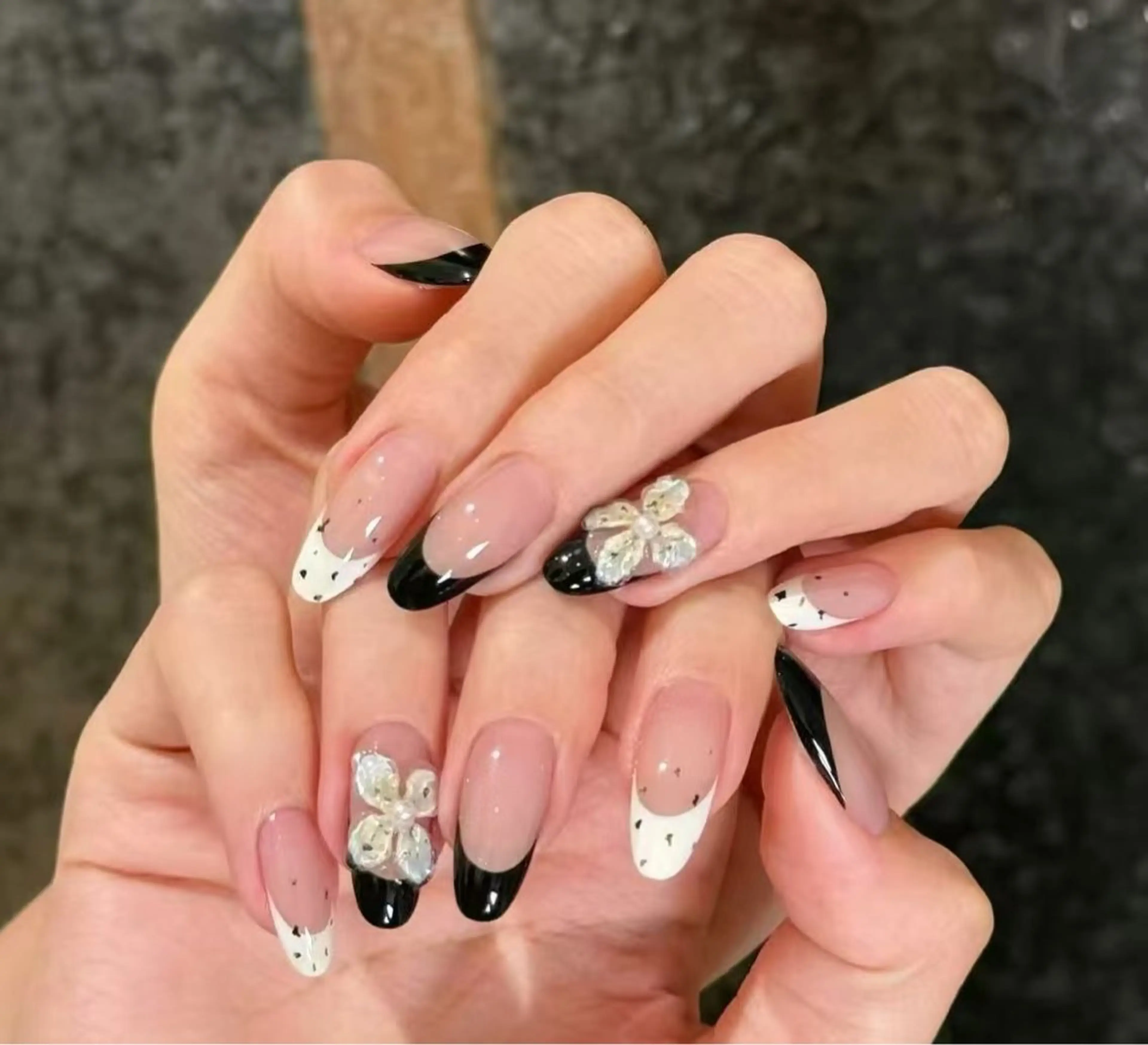 ネイル オーロラネイル フラワーネイル フットネイル フレンチネイル ジェルネイル ハンドネイル BabyYouMi ねねのネイルデザイン