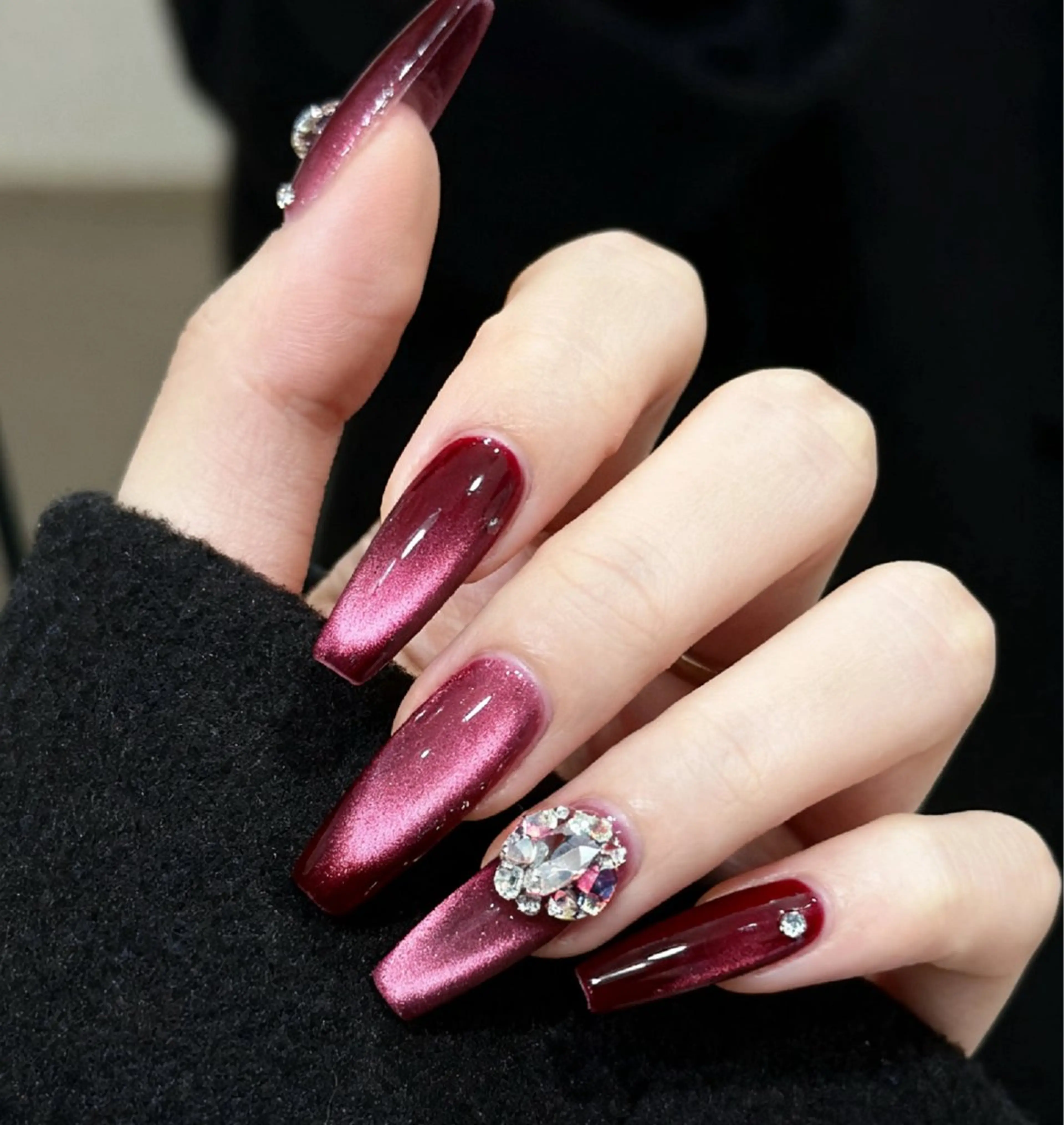 ネイル ハンドネイル MoonNail ユリ🌸のネイルデザイン