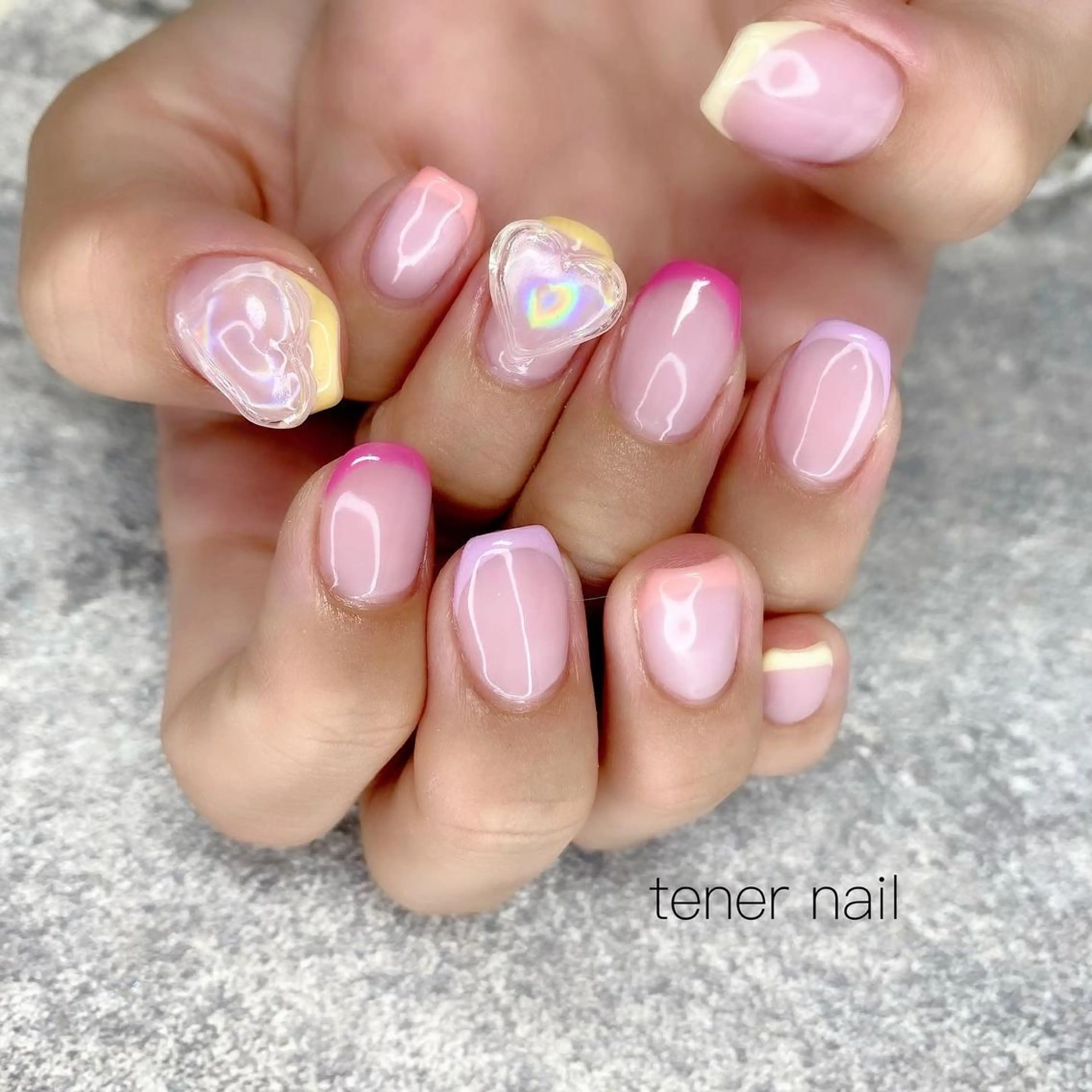 ネイル フレンチネイル ハート tener  nail  テネルネイル所属・テネルネイル tener nailのネイルデザイン
