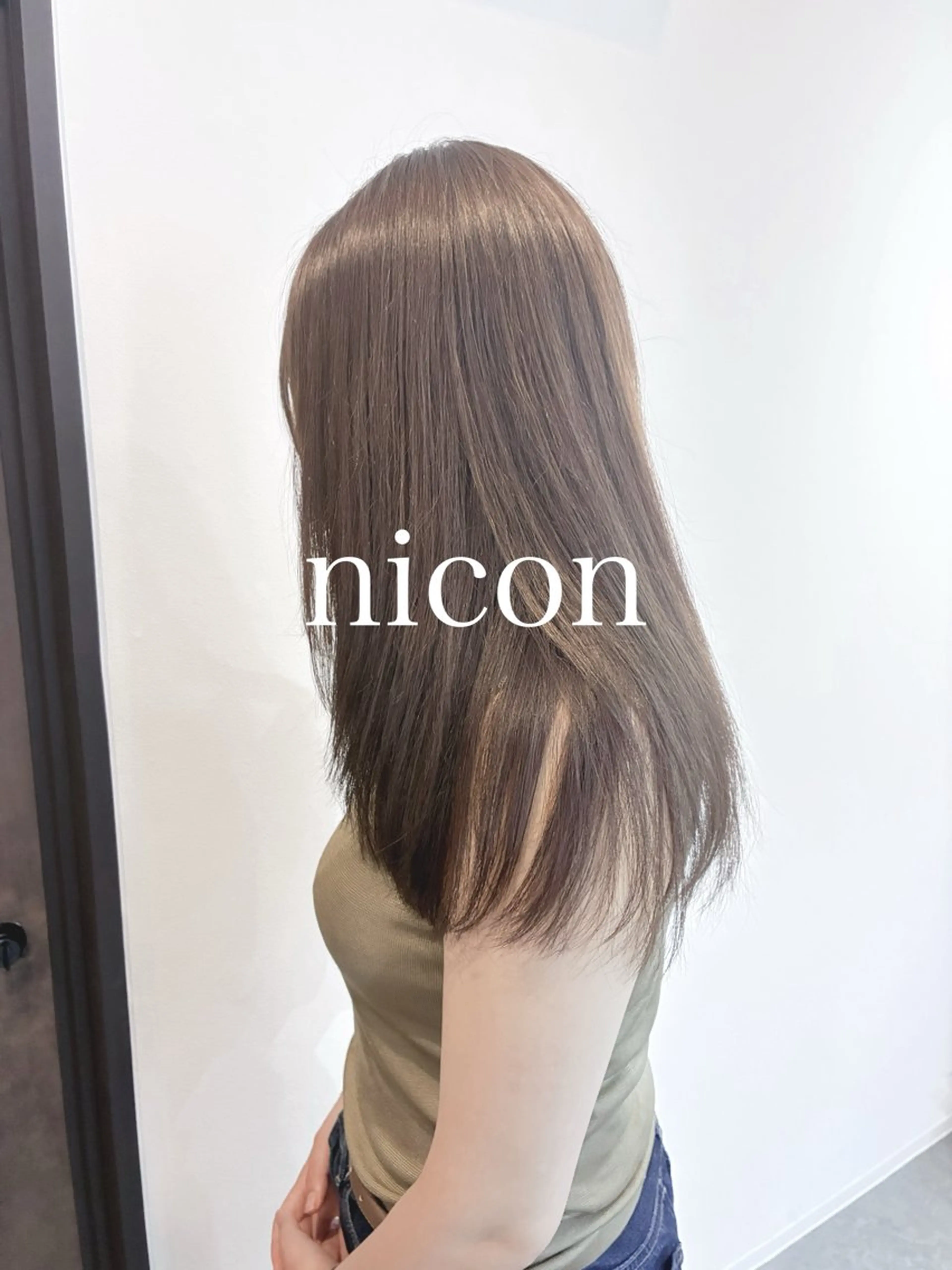 ロング 髪質改善 上品艶感カラーのヘアスタイル