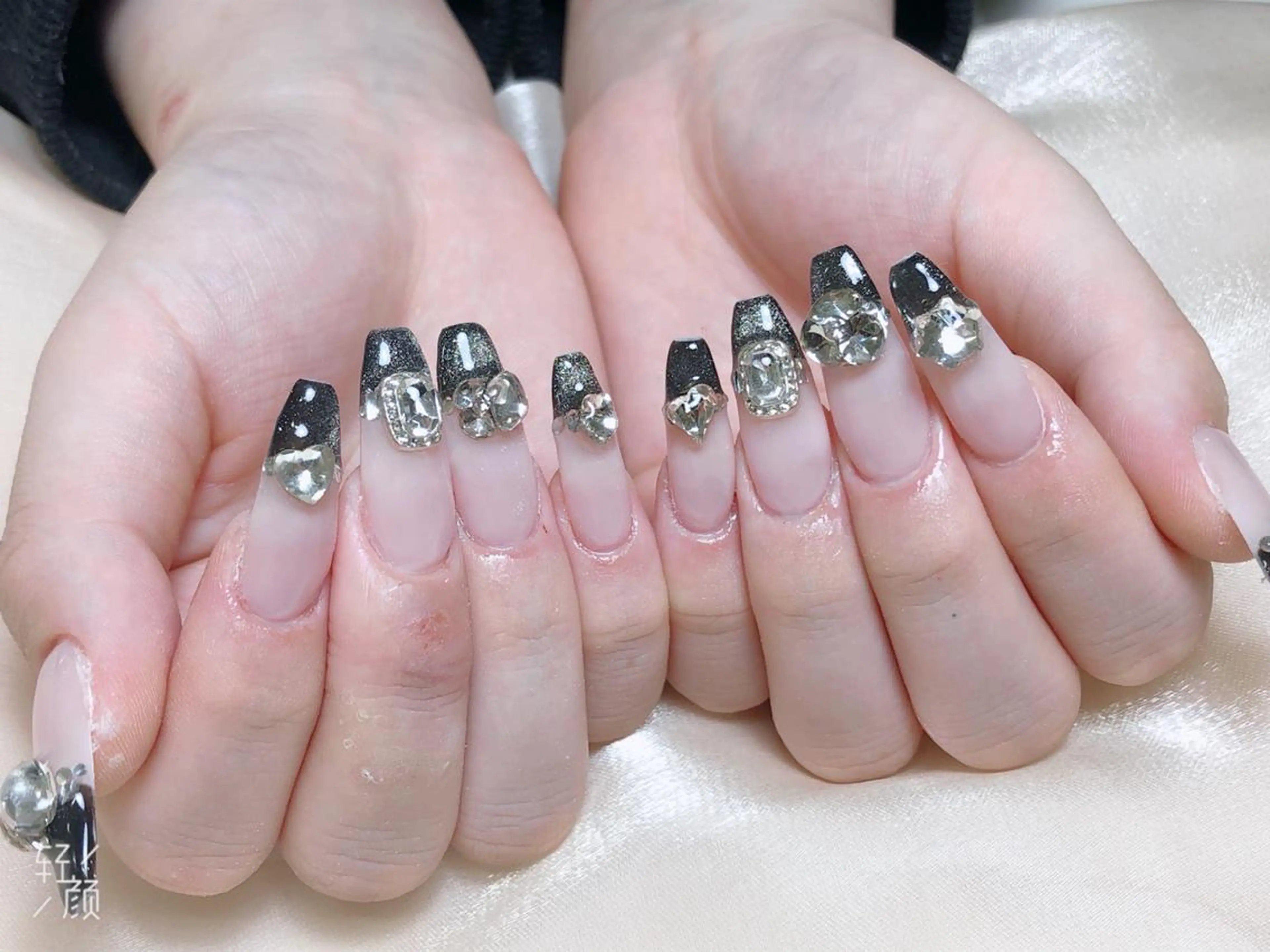 ネイル LR.ONE ヨウのネイルデザイン