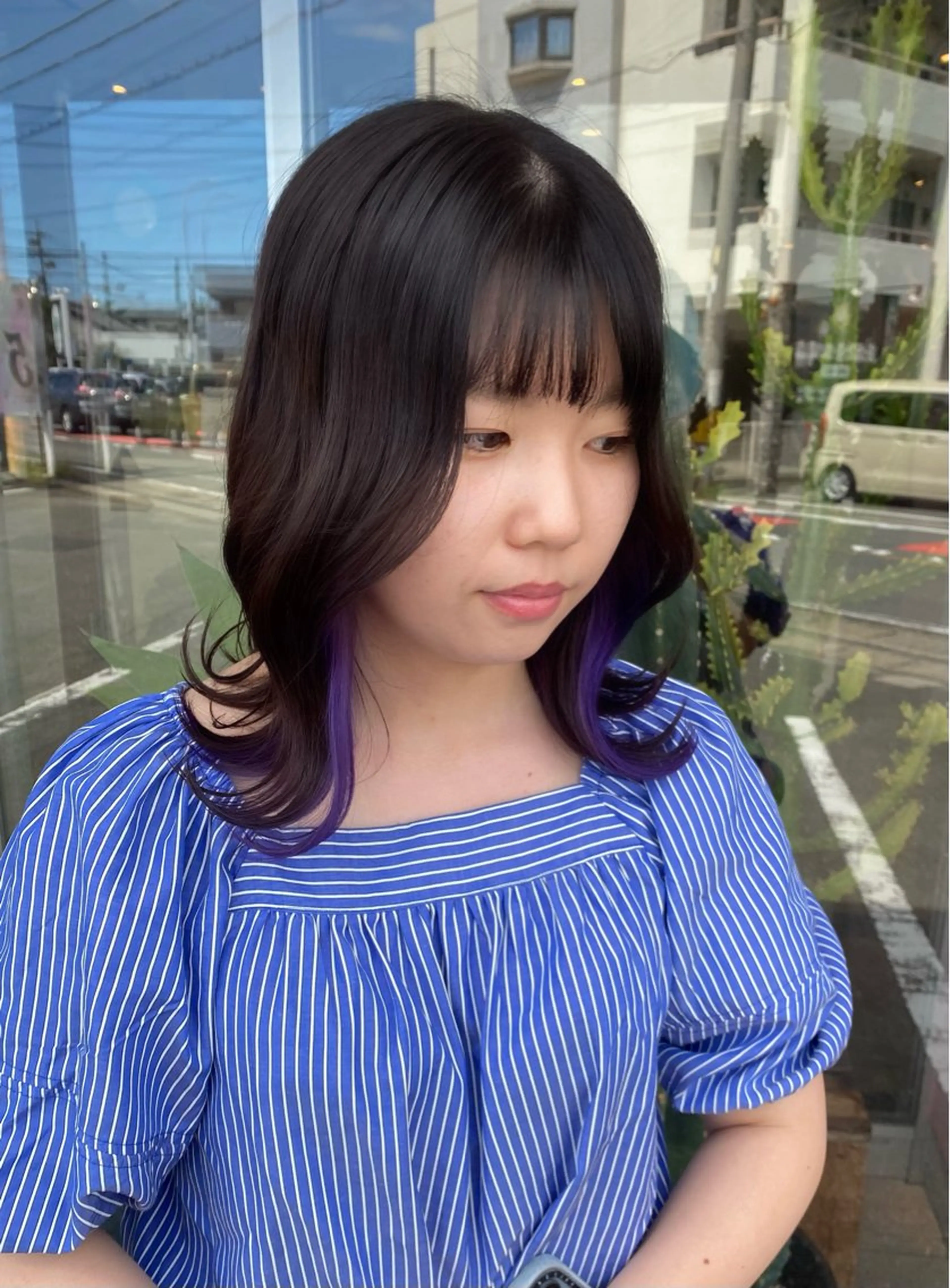 ミディアム カラー ブリーチ デザインカラー インナーカラー パープルカラー ヨシンモリ ブリーチ/ダブル カラー🧸こころのヘアスタイル