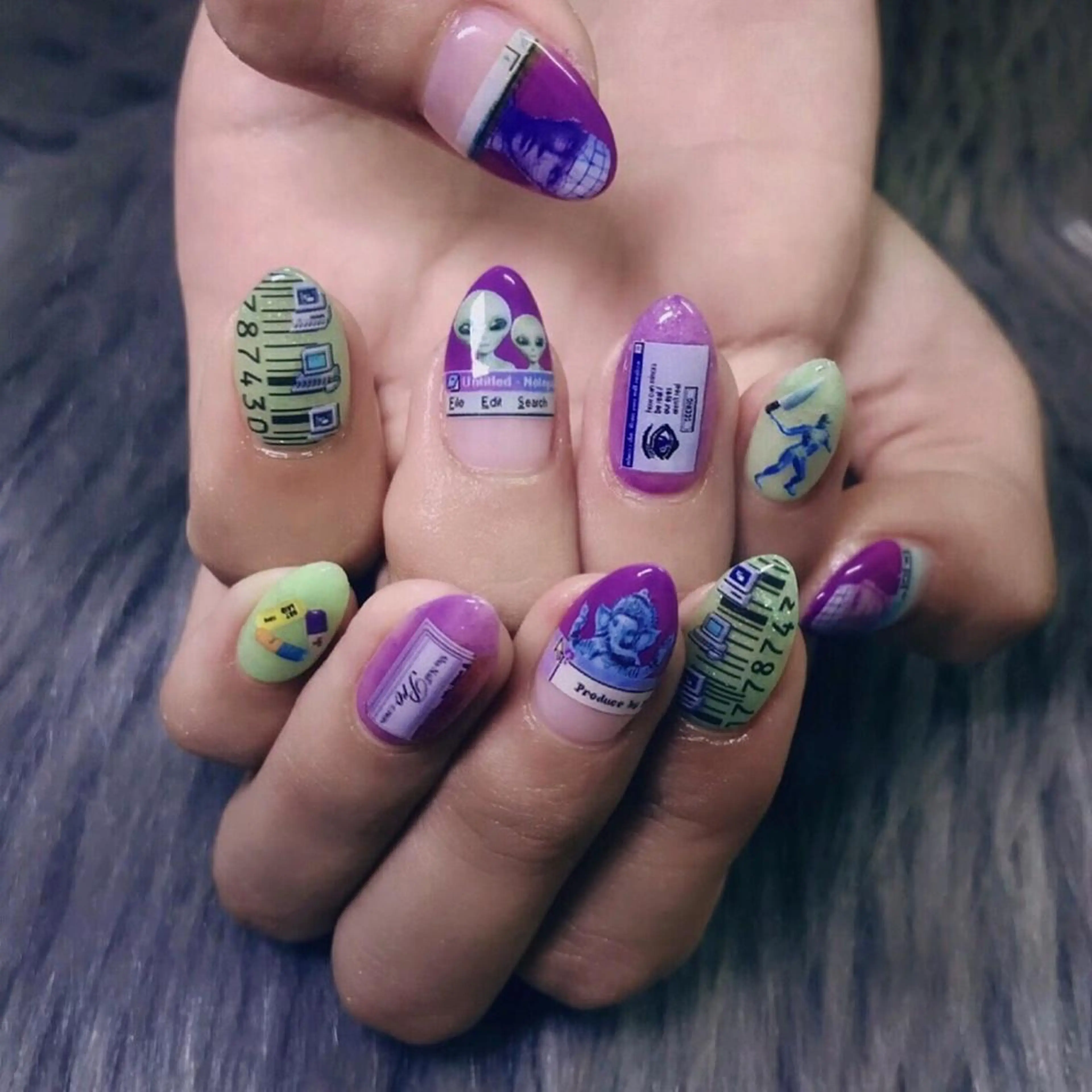 ネイル NOIROUGE所属・NOI ROUGEのネイルデザイン