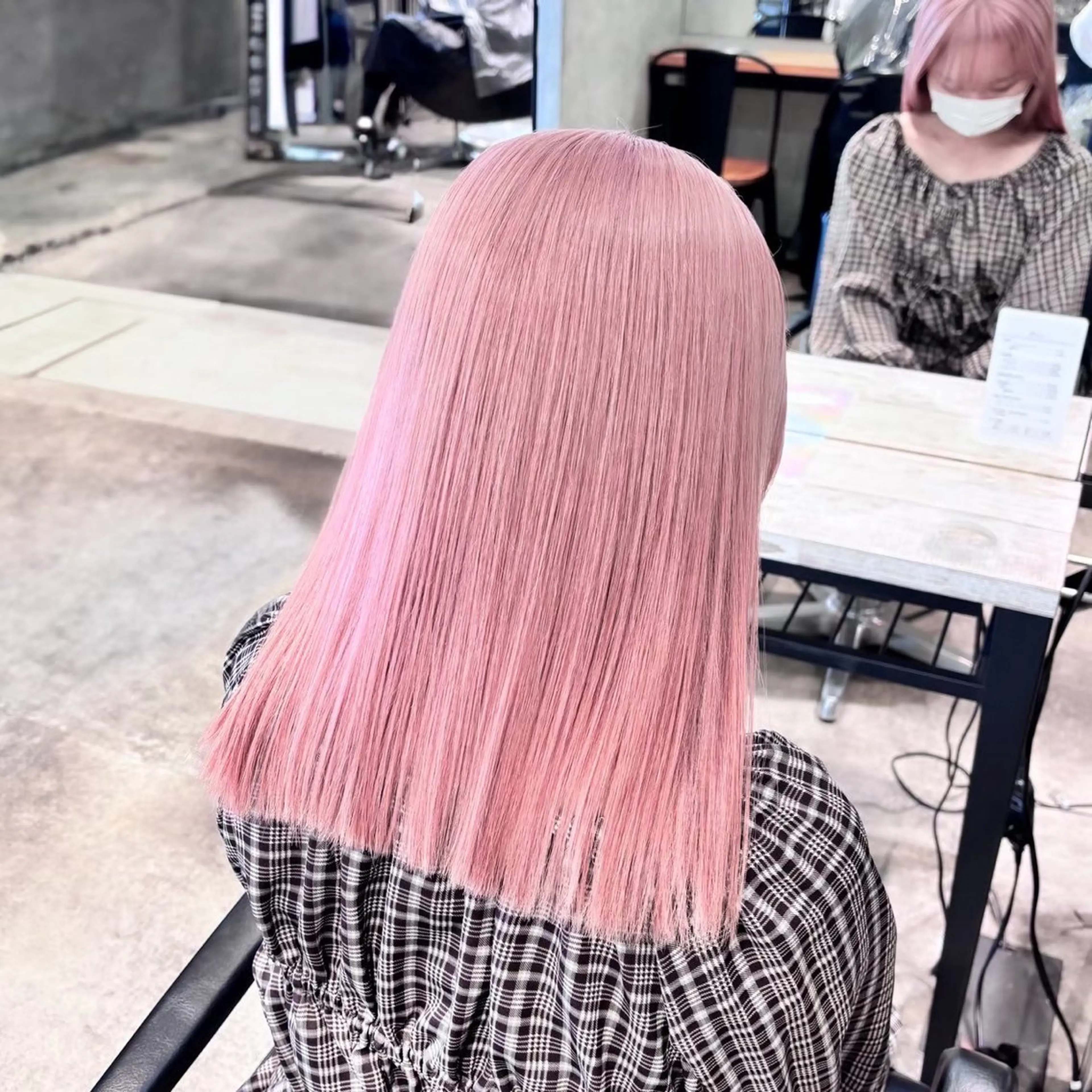 ミディアム カラー カット ヘアカラー トリートメント 艶髪ハイトーン /髪質改善✨レオンのヘアスタイル