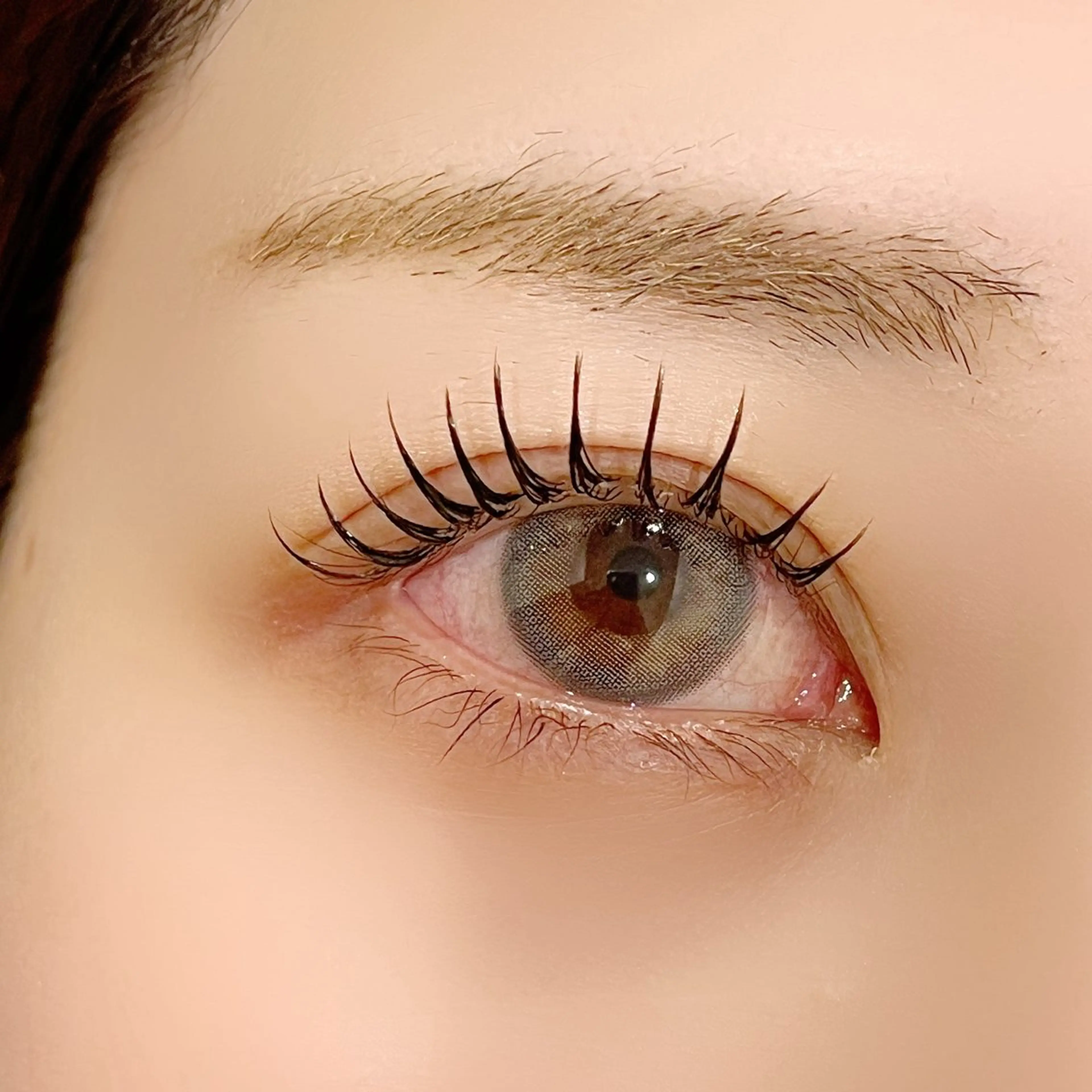 マツエク・マツパ 束感まつ毛 フラットラッシュ 韓国風マツエク EYE405 fukuyamaのマツエク・マツパデザイン