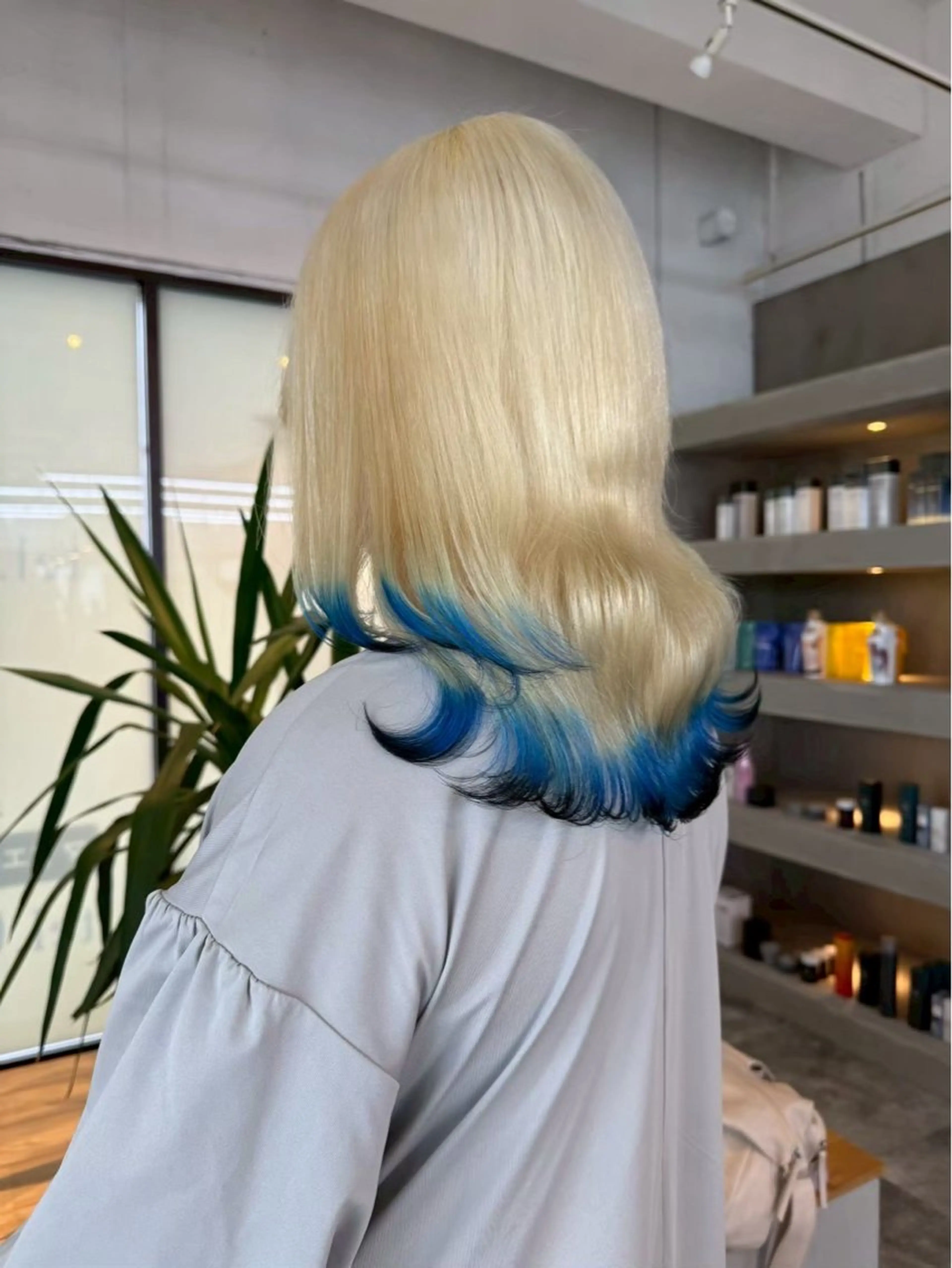 セミロング カラー ブリーチカラー特化 ✨️永井諒のヘアスタイル