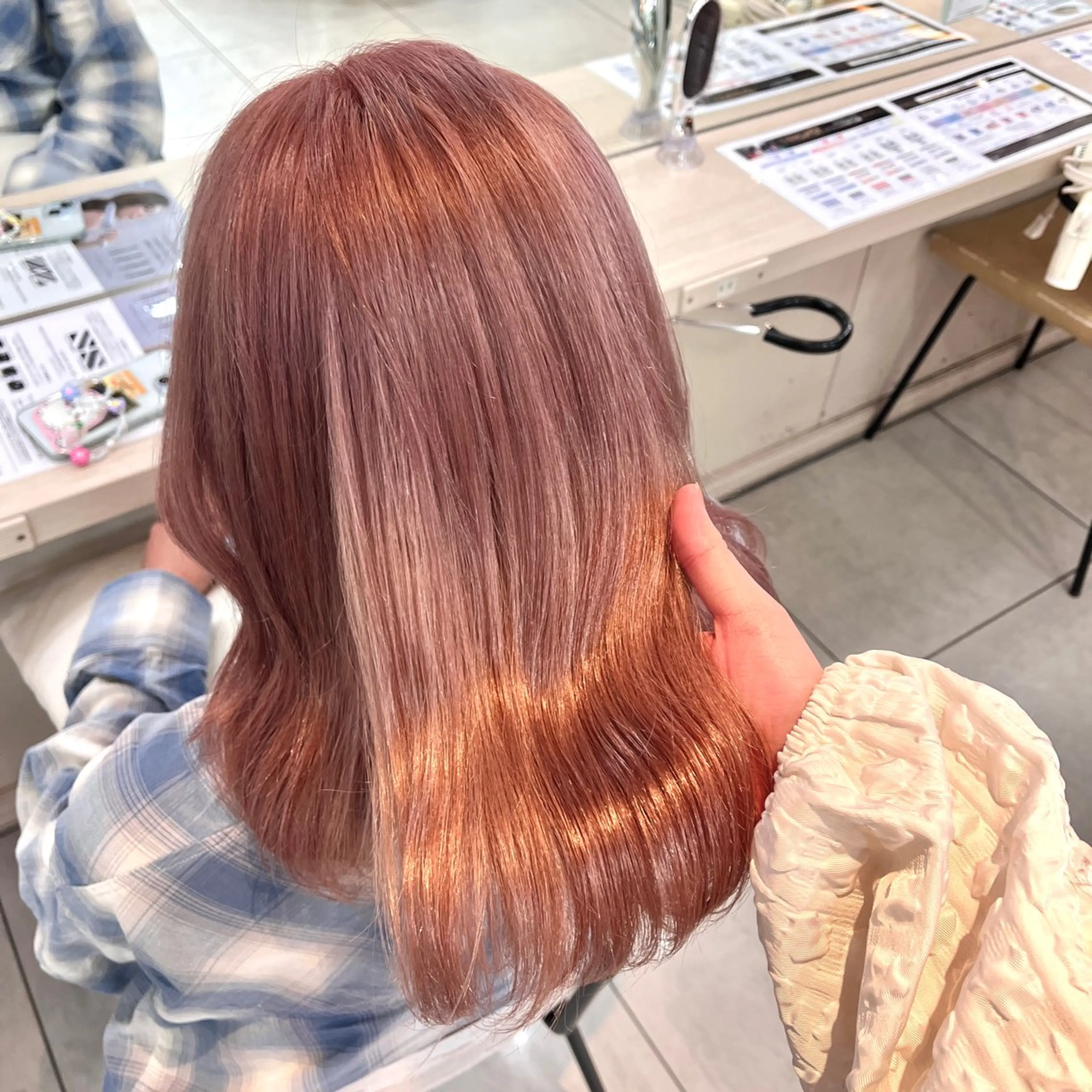 ミディアム カラー ヘアカラー トリートメント 韓国レイヤー 暖色カラー/さくらのヘアスタイル