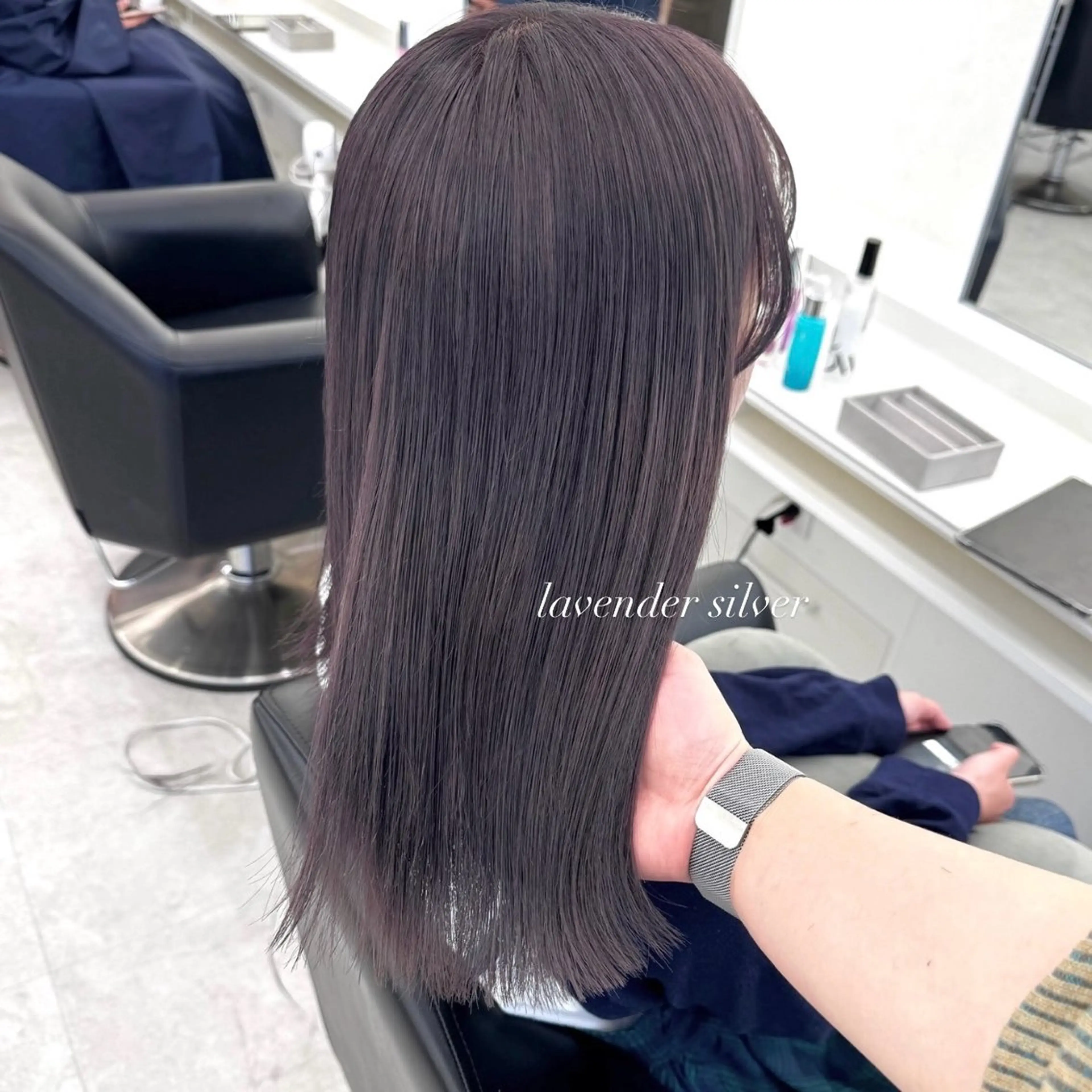 セミロング ヘアカラー Parve Mix / 根本 梨湖🫧のヘアスタイル