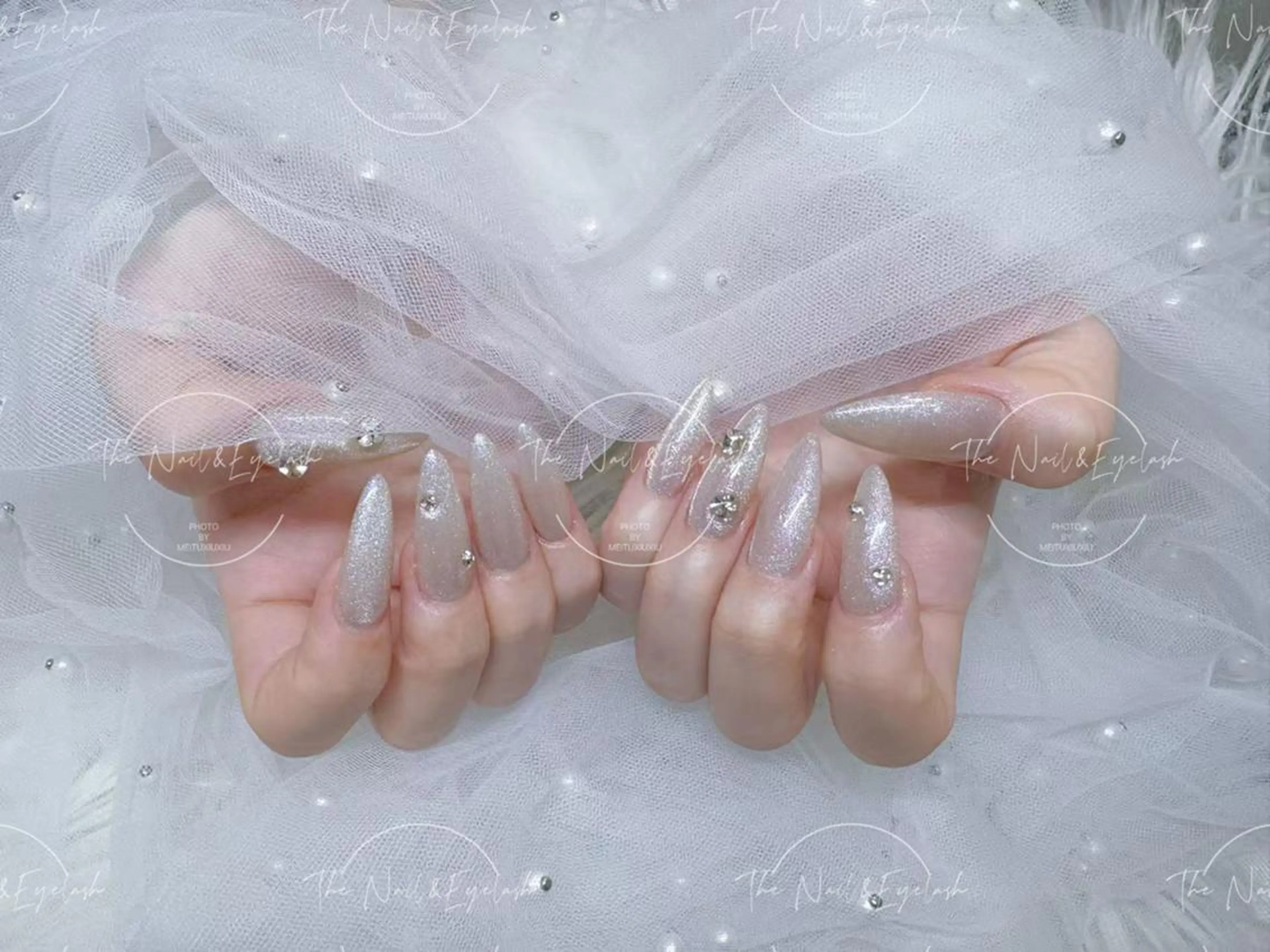 ネイル 長さ出し フラッシュネイル フレンチネイル ジェルネイル マグネットネイル ハンドネイル ハンドケア The Nail & Eye Lashの眉毛・アイブロウイメージ