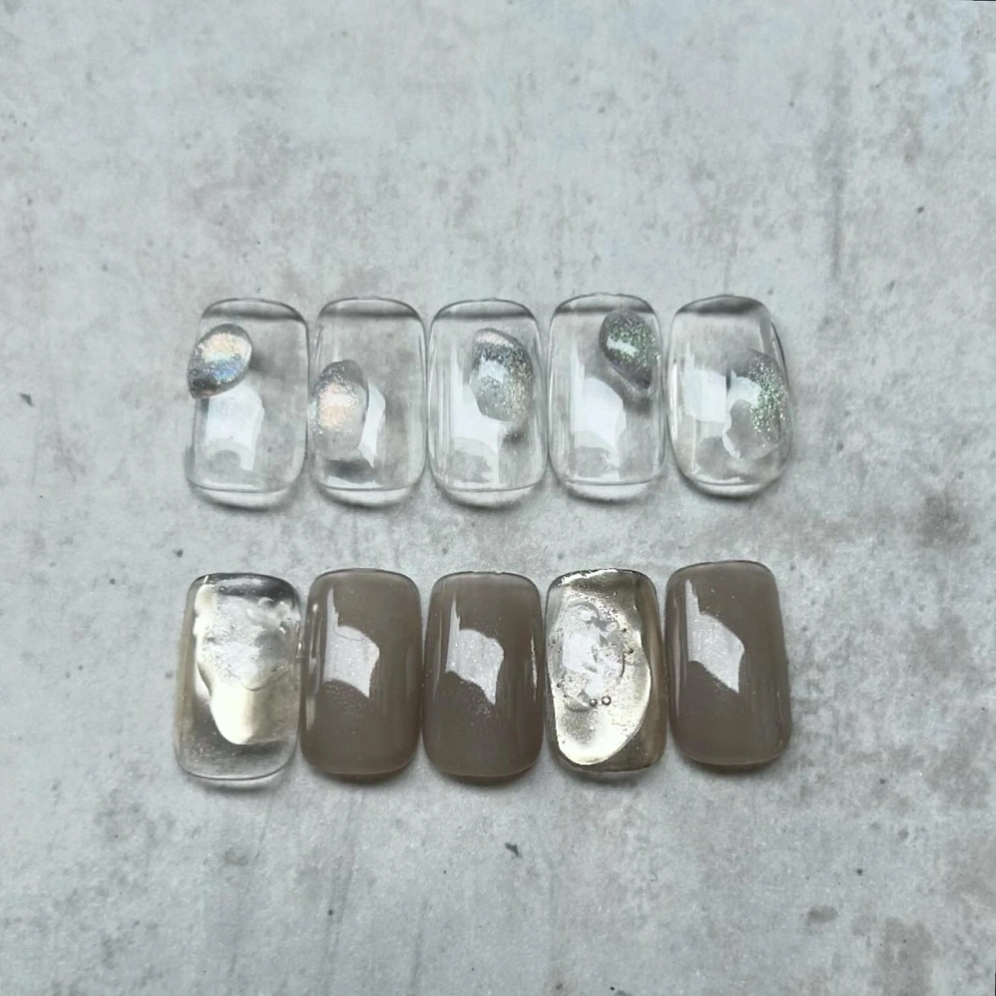 ネイル オーロラネイル カジュアル クリアネイル 成人式 ミラーネイル ハンドネイル ハンドケア lyly.nail所属・lylynail YUUKAのネイルデザイン