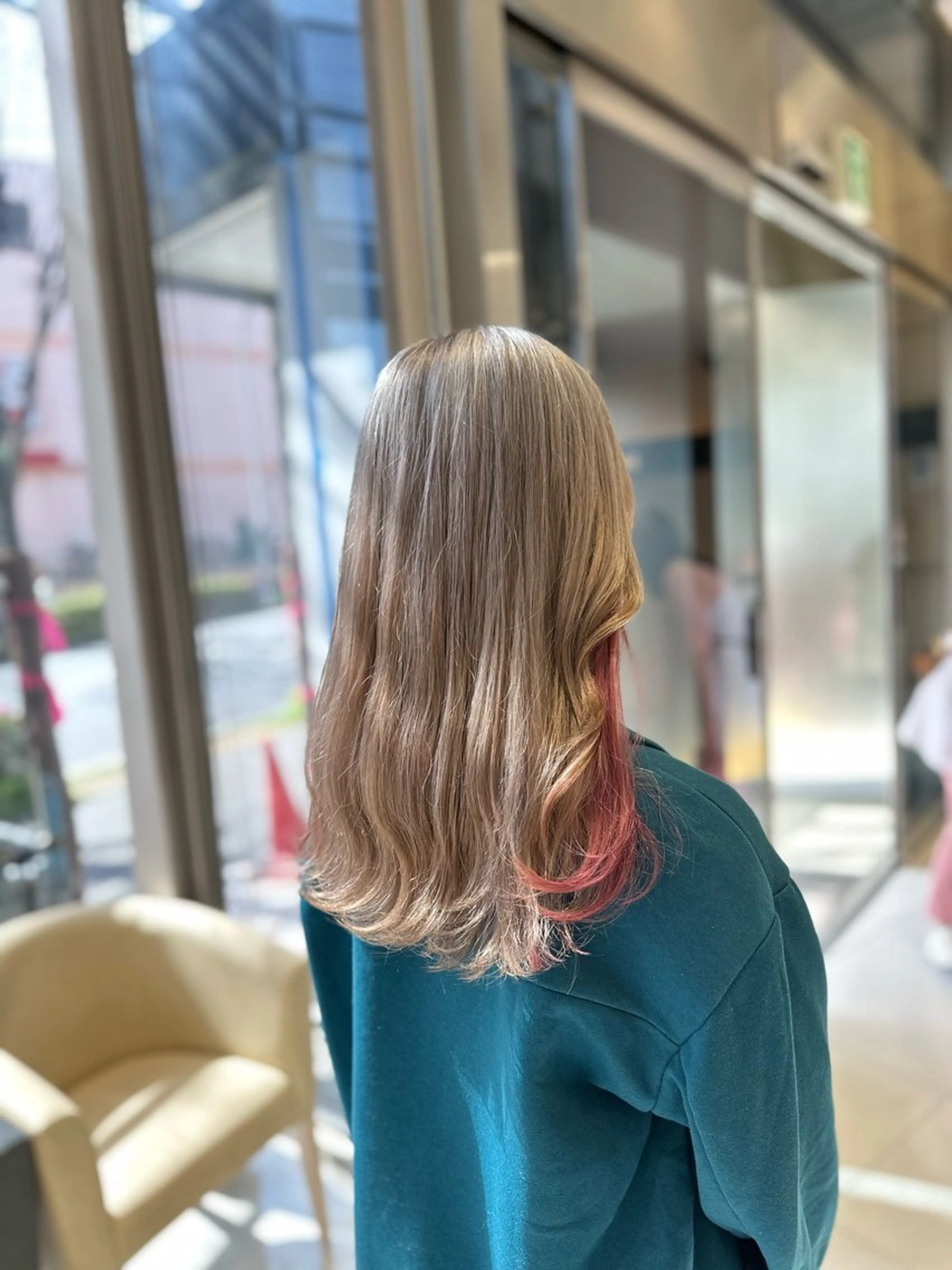 《明るくしたい方おすすめ💌》ダブルカラー＋Aujuaトリートメント🎀の写真