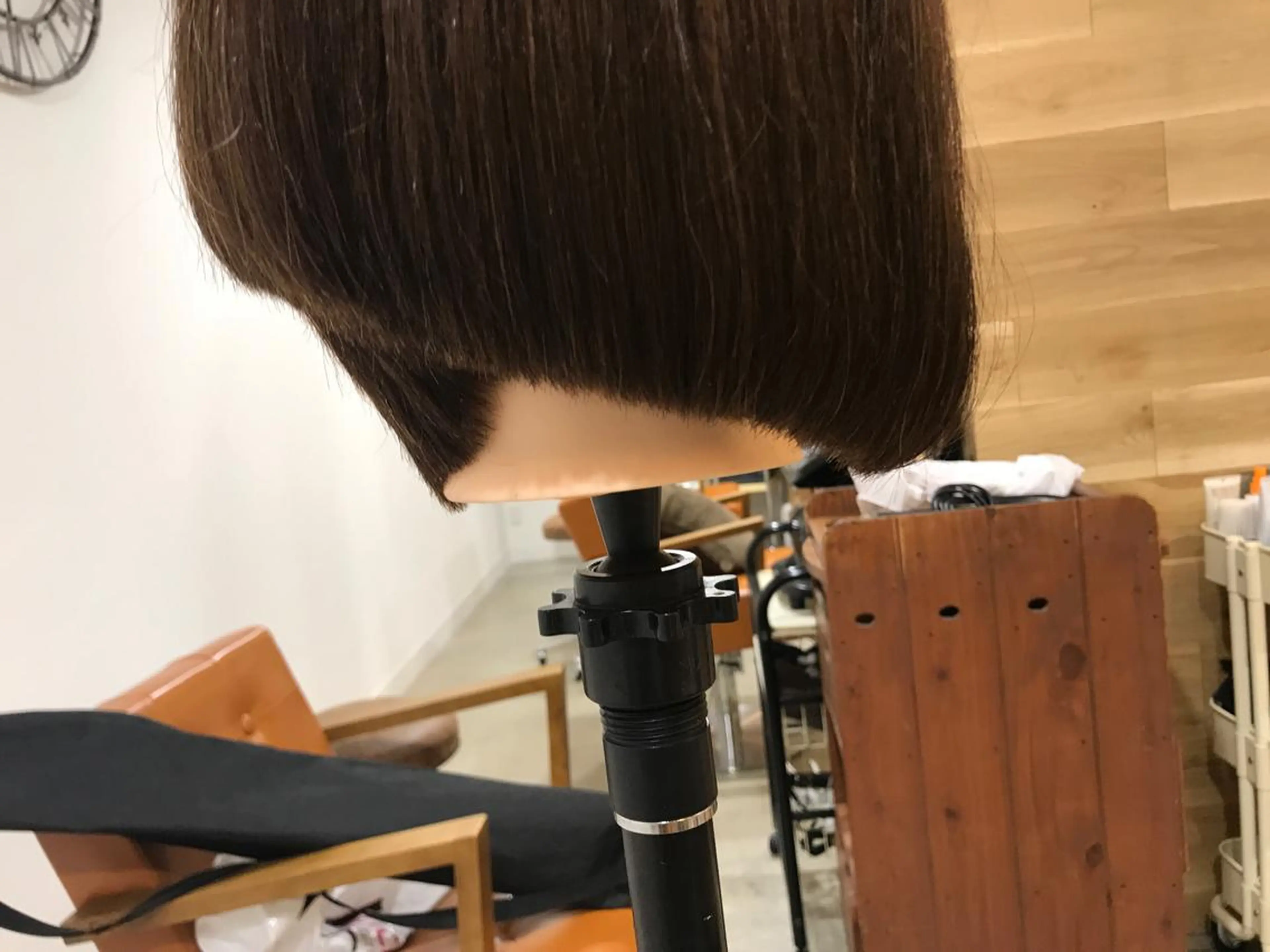 ショート 暖色カラー🍊 ボブ🌿顔周りcutのヘアスタイル