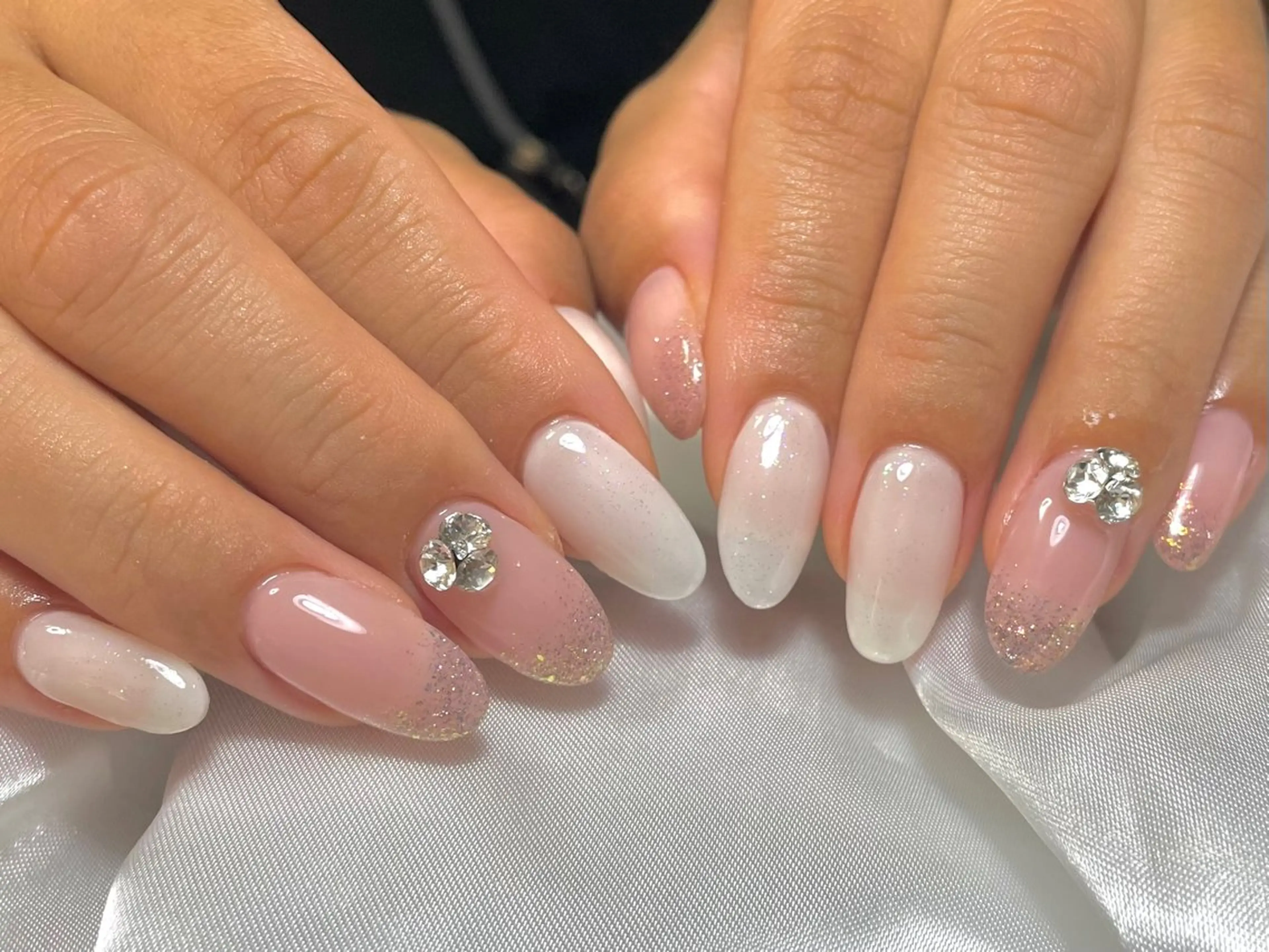 ネイル 持ち込み ハンドネイル alma (アルマ)のネイルデザイン