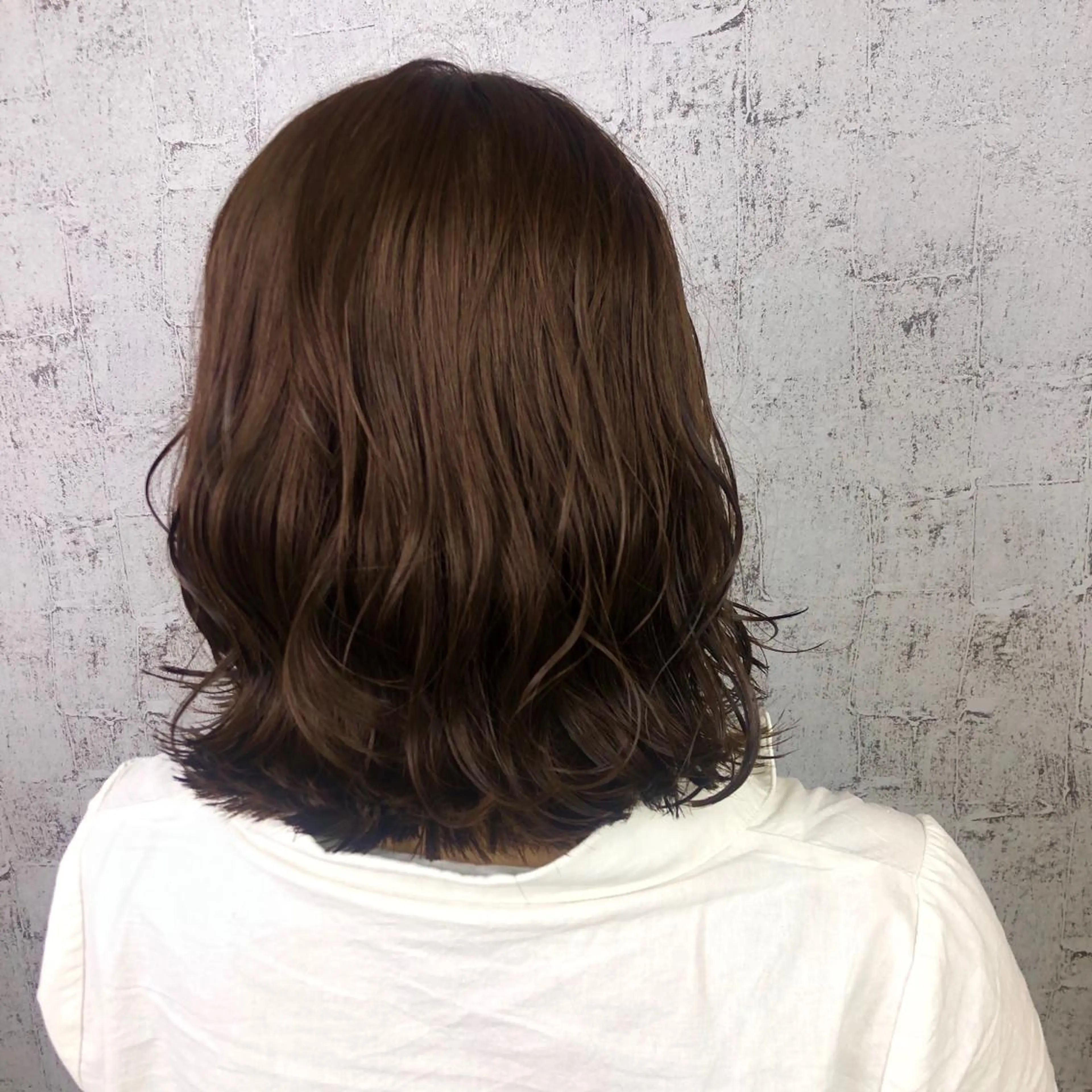 ミディアム カラー ベージュカラー ベージュ/インナー カラー🤍Rieのヘアスタイル