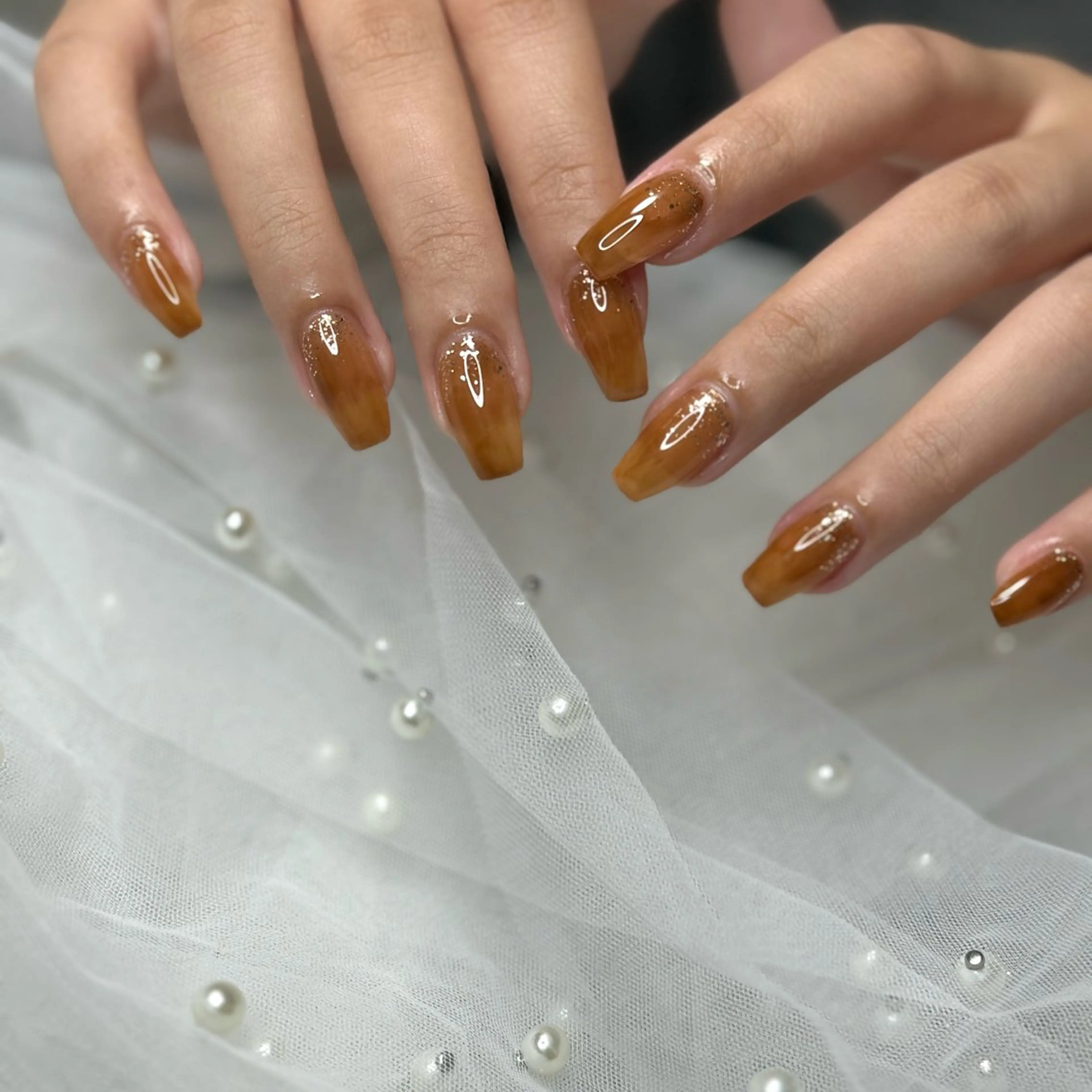 ネイル べっ甲ネイル ボルドー ラメ(グリッター) マグネットネイル 持ち込み ハンドネイル VENa eye＆ nail salonのマツエク・マツパデザイン