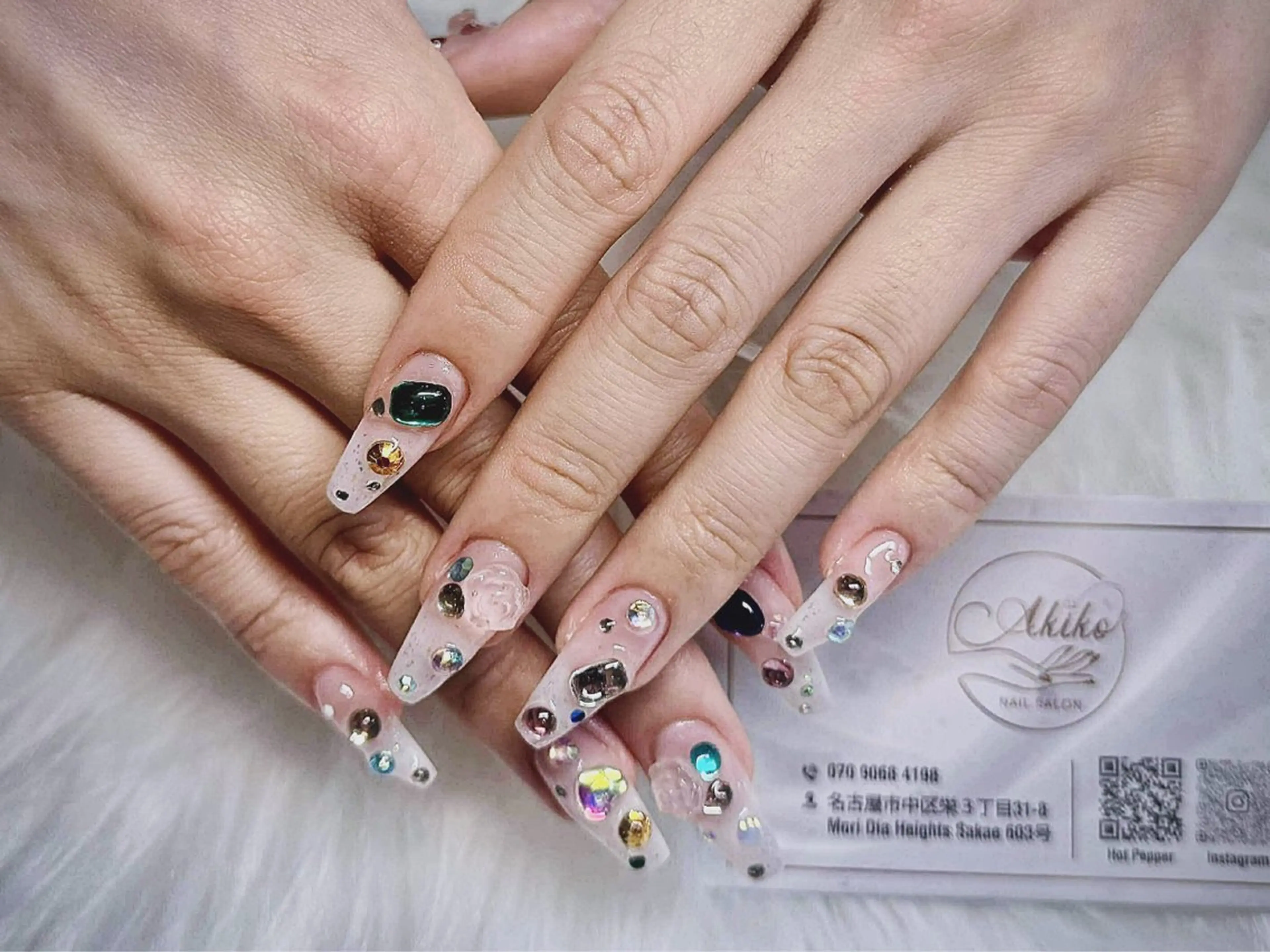ネイル フットネイル ジェルネイル 韓国ネイル マグネットネイル 持ち込み ハンドネイル Akiko ネイルサロン所属・AKIKO ネイルサロンのネイルデザイン