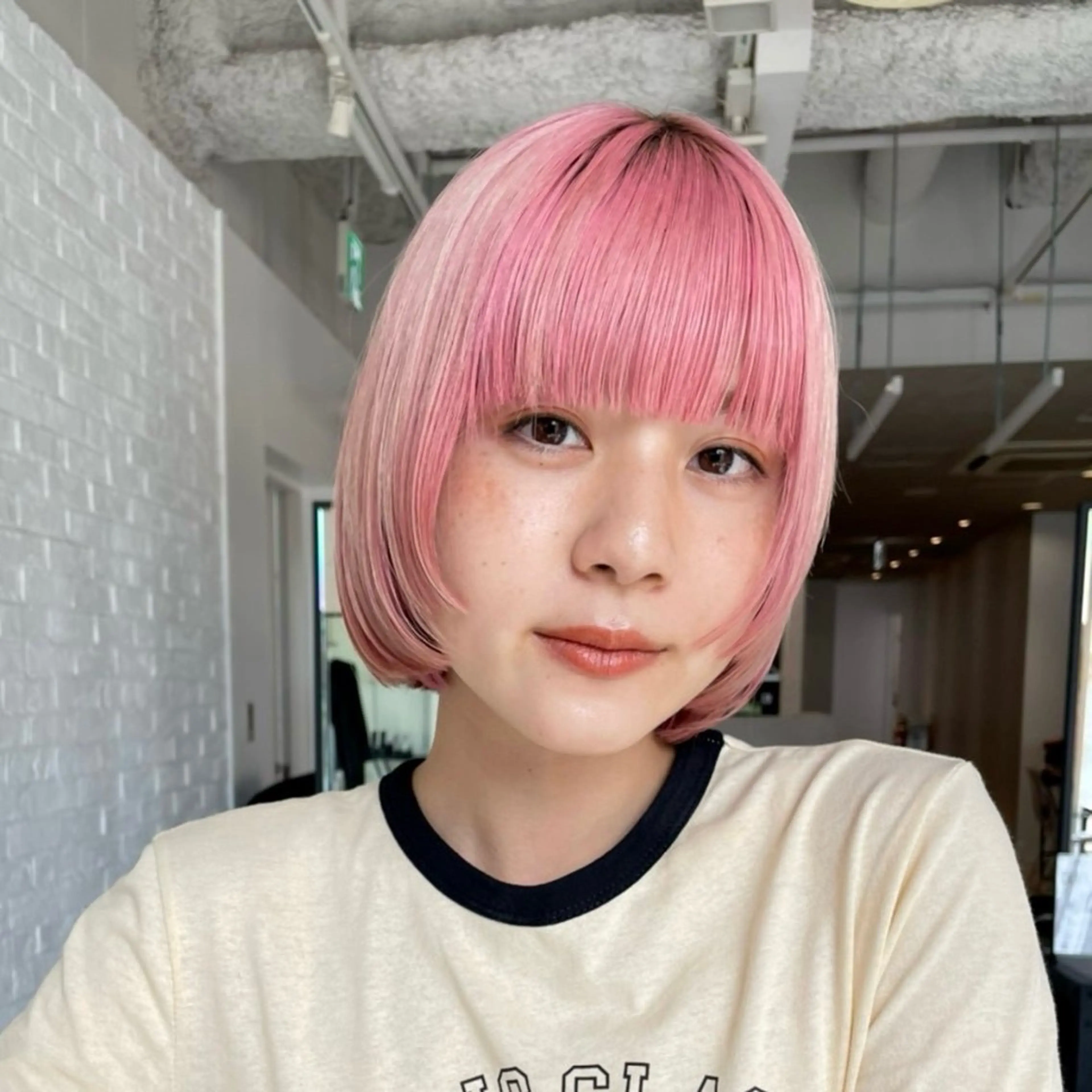 ショート 🍎ハイトーン/ 透明感カラー🍎リオのヘアスタイル