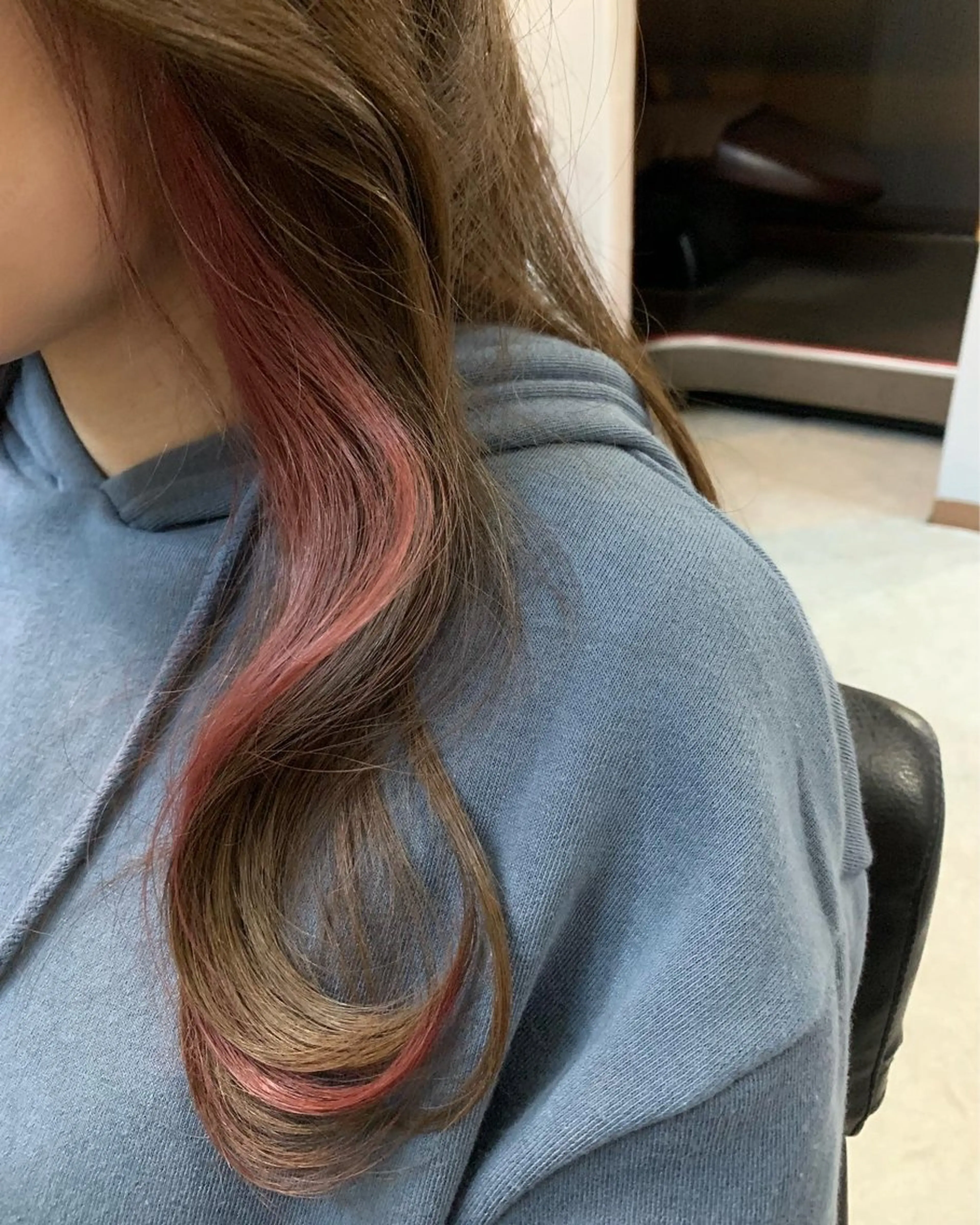 カット＋イヤリングカラー＋艶カラー＋トリートメントの写真