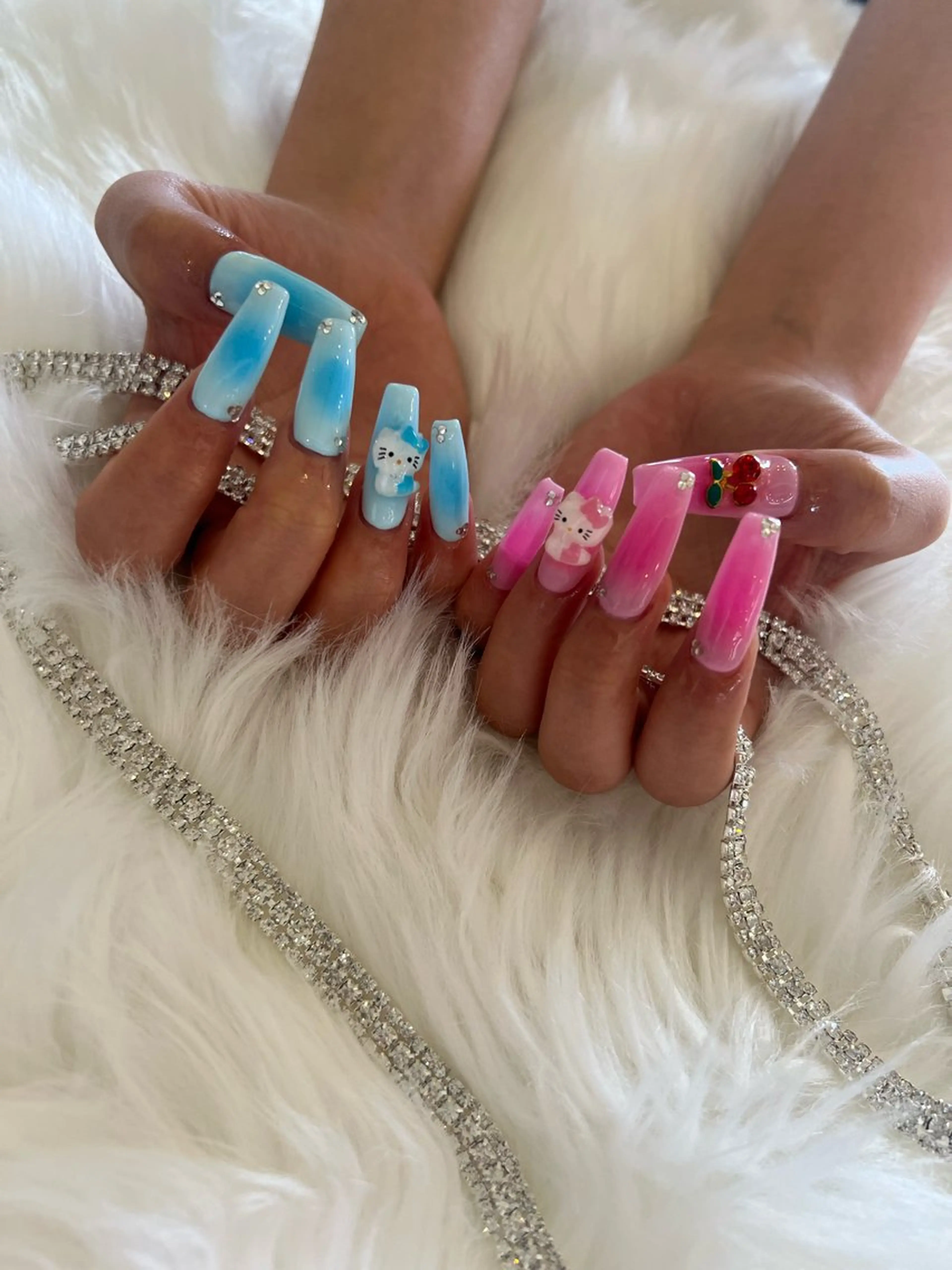 ネイル ハンドネイル ハンドケア RÊVIA所属・RÊVIA (レヴィア)のネイルデザイン