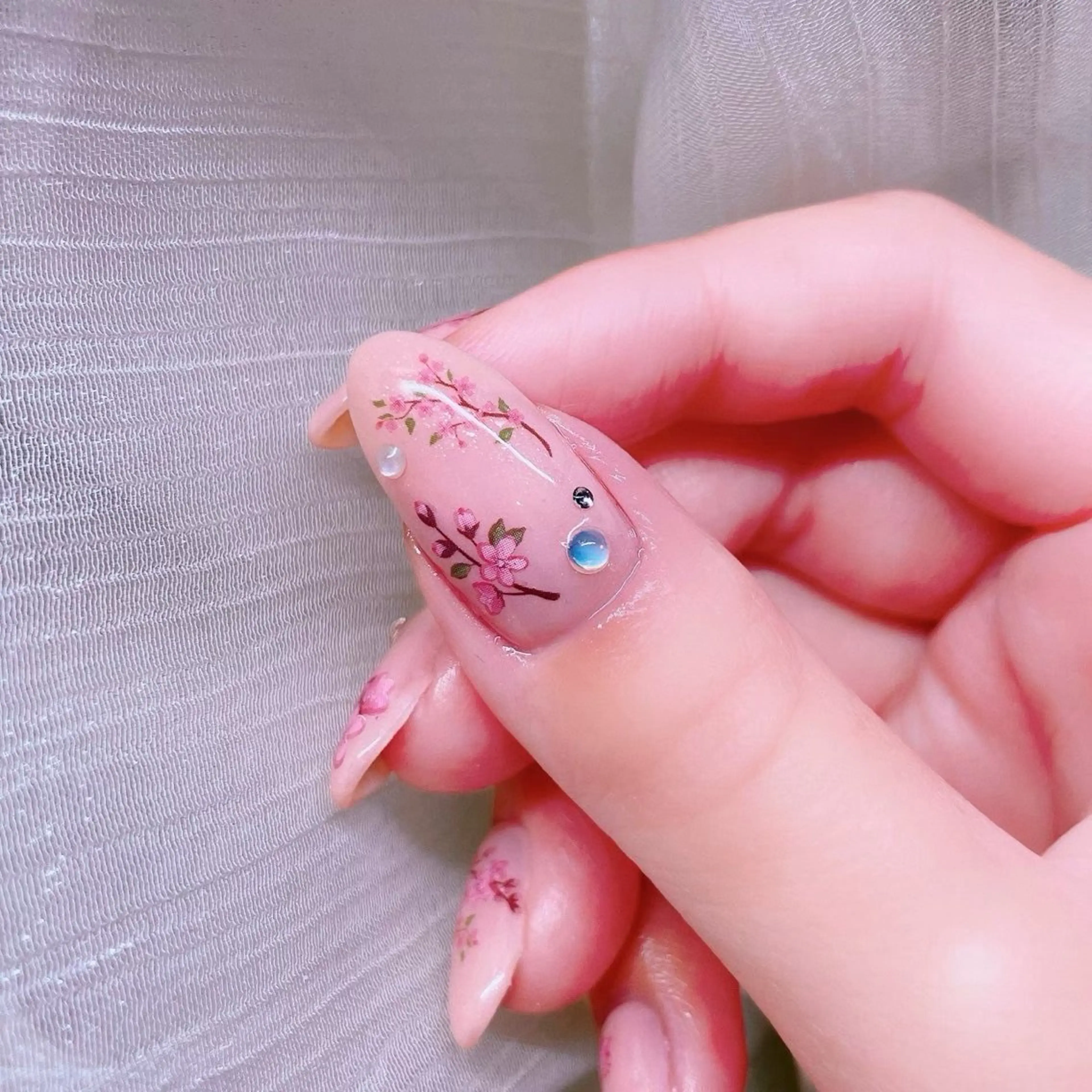 ネイル 長さ出し ハンドネイル Nailist SUZU所属・Nailist suzuのネイルデザイン