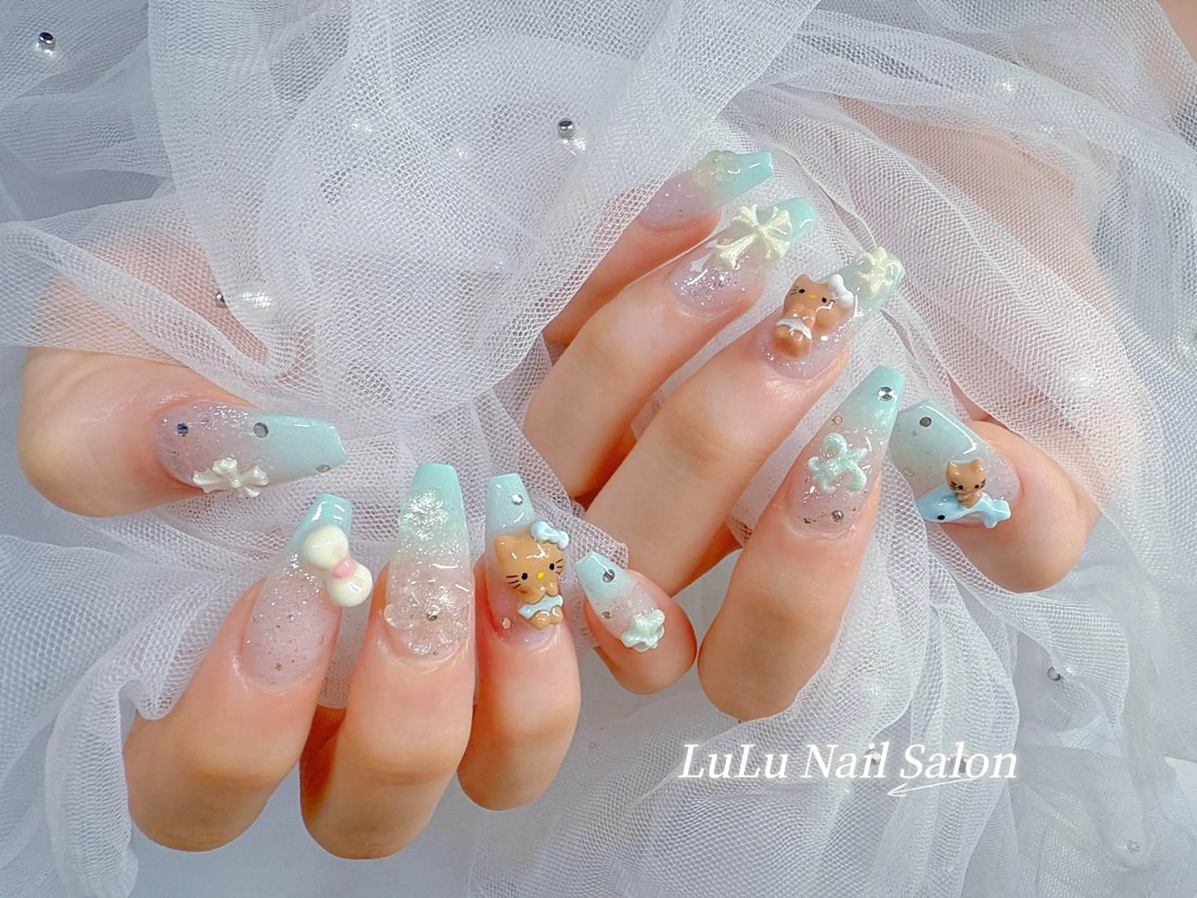 ネイル ハンドネイル LULU Nail  Salon 新宿所属・LU LU NailSalonのネイルデザイン