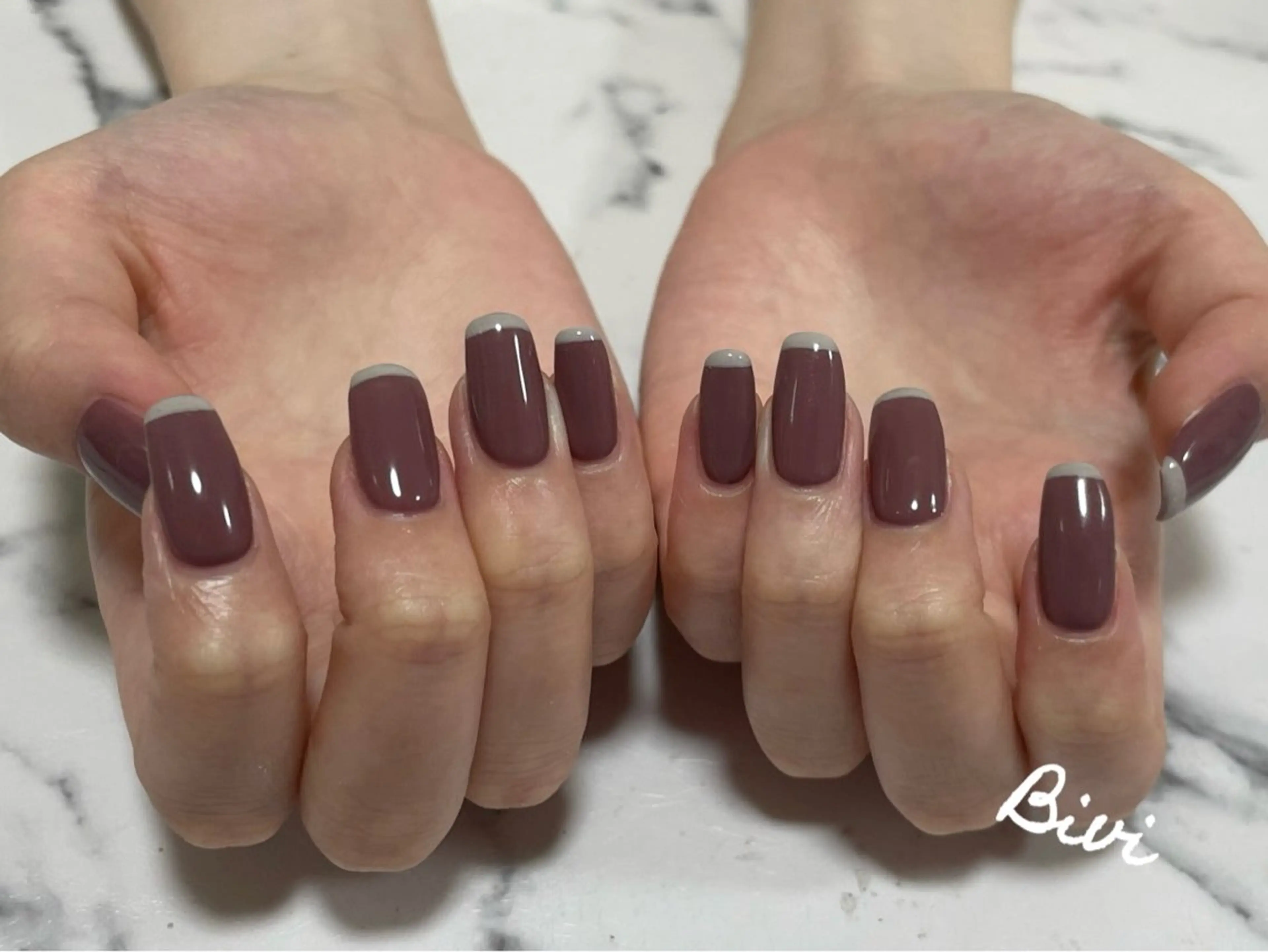 ネイル アートネイル フラッシュネイル フレンチネイル ラメ(グリッター) シルバー ハンドネイル ハンドケア ♡Bivi♡自爪に 優しいネイルサロンのネイルデザイン