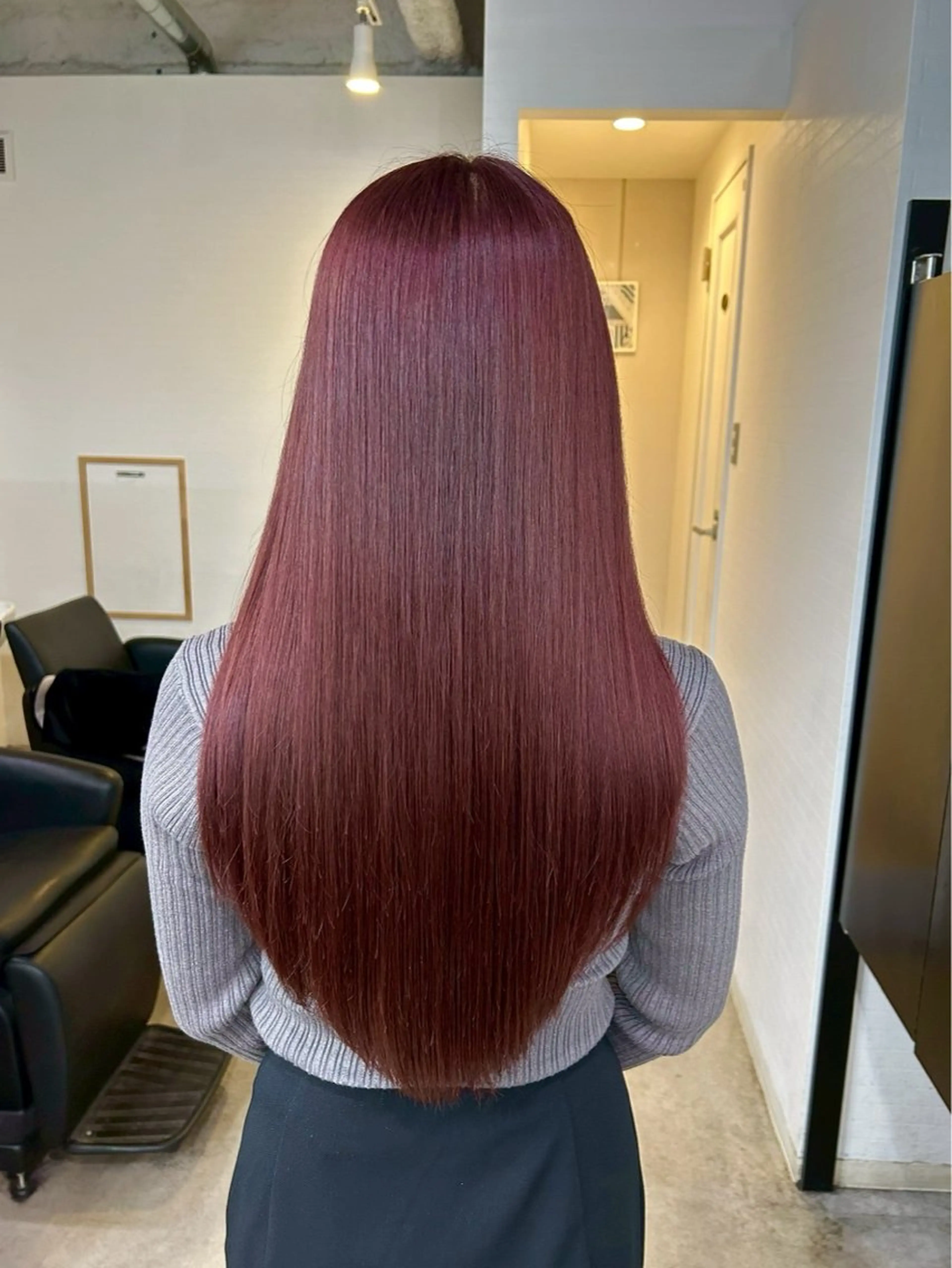 ロング カラー レッドカラー レイヤーカット BANK'S hair所属・💐ケラチン 髪質改善寺坂雄飛💐のヘアスタイル